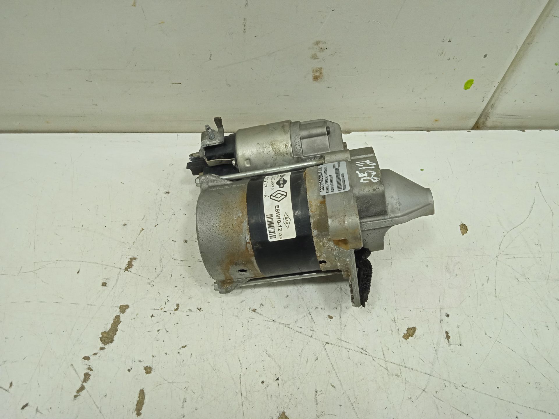 Motor arranque renault  no identificado