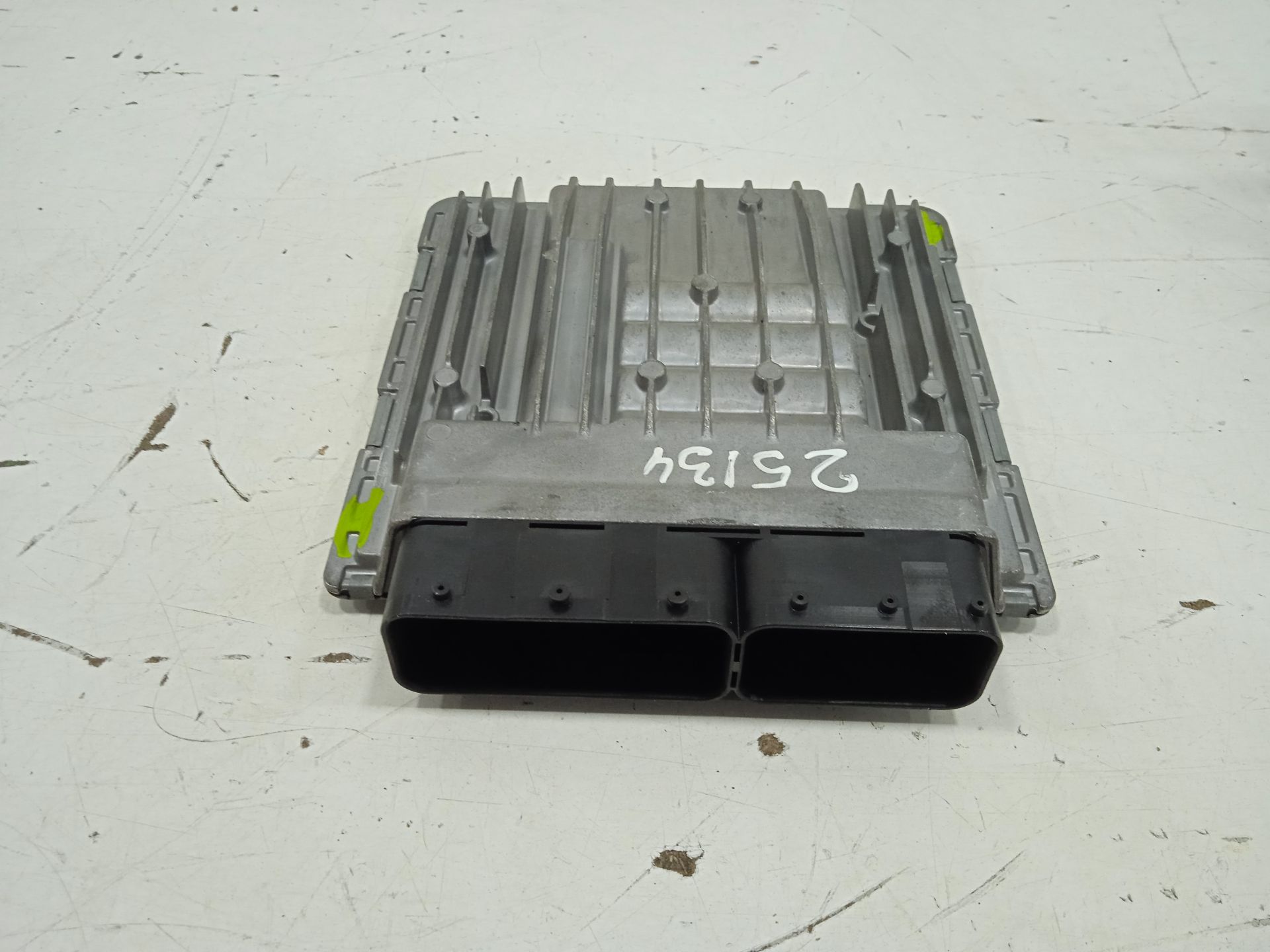 Centralita motor uce bmw serie 3 touring (e91) 325xi