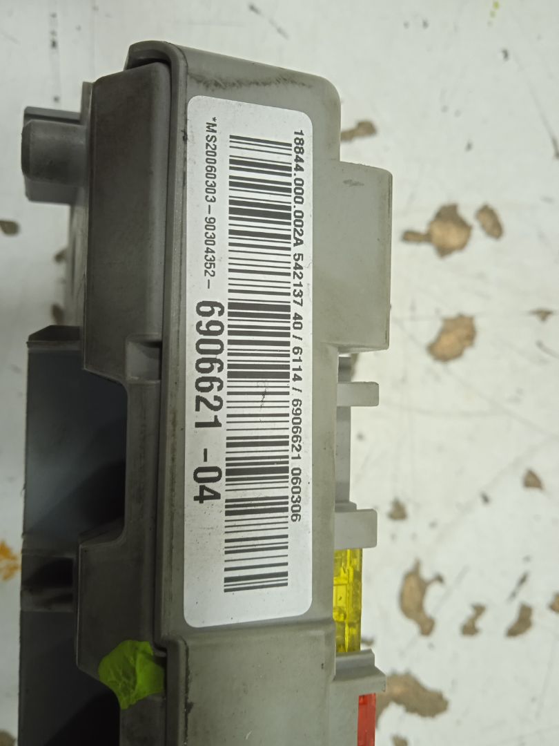 Caja reles / fusibles bmw serie 3 touring (e91) 325xi