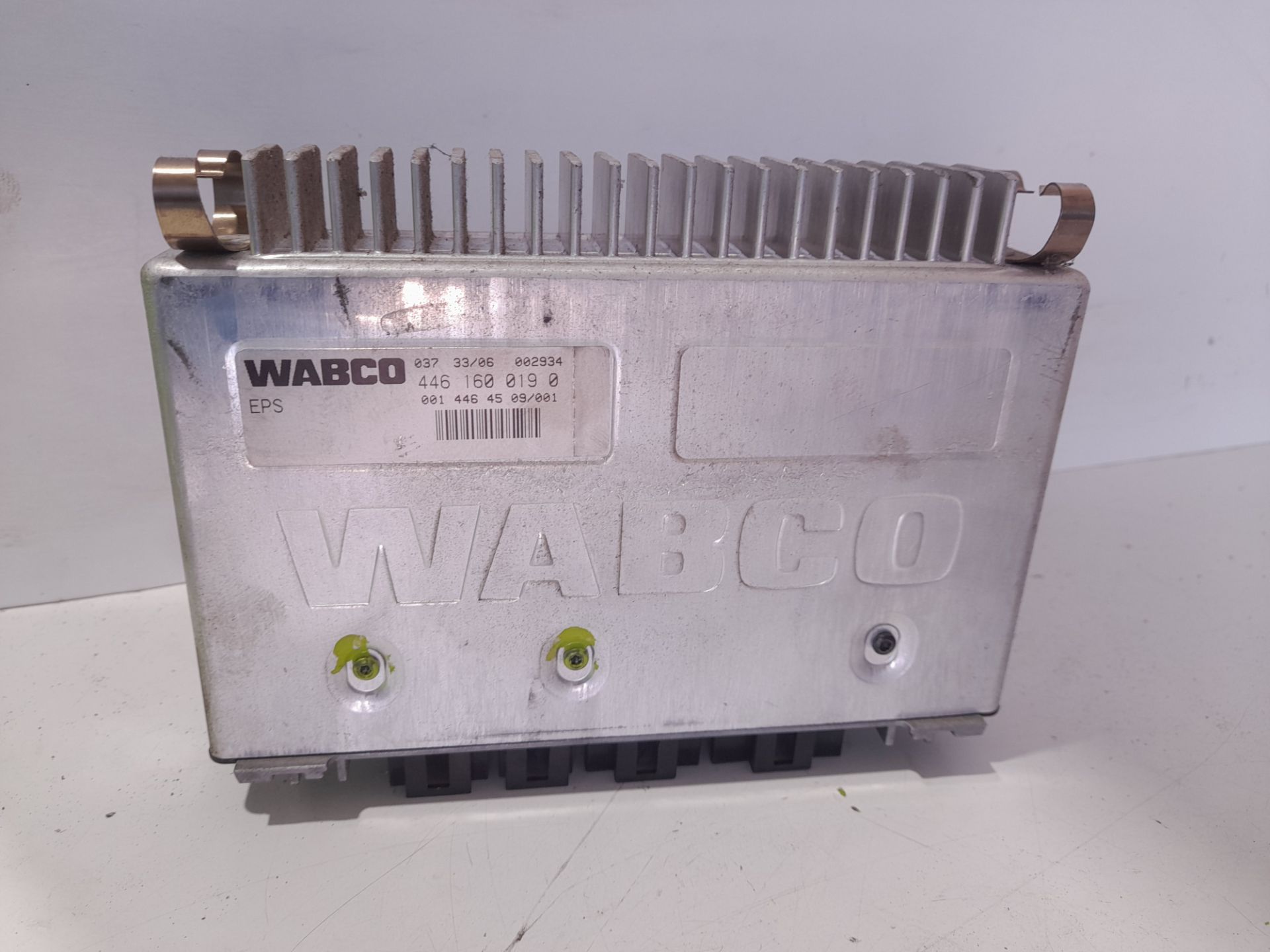 Modulo ecu mercedes-benz axor 2 cr 2-ejes 18 t bm 944 95024 (2004) 1835  4x2   om 457 la l (largo