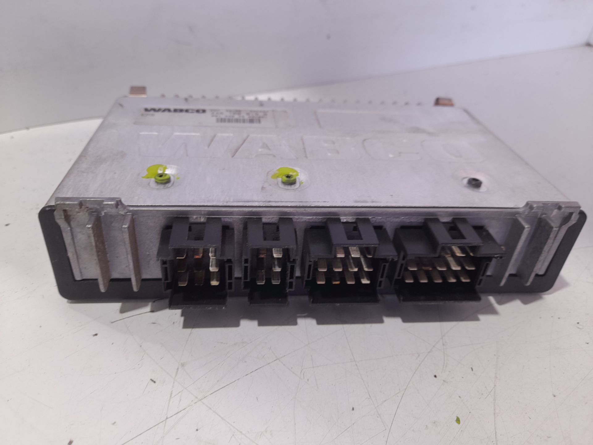 Modulo ecu mercedes-benz axor 2 cr 2-ejes 18 t bm 944 95024 (2004) 1835  4x2   om 457 la l (largo