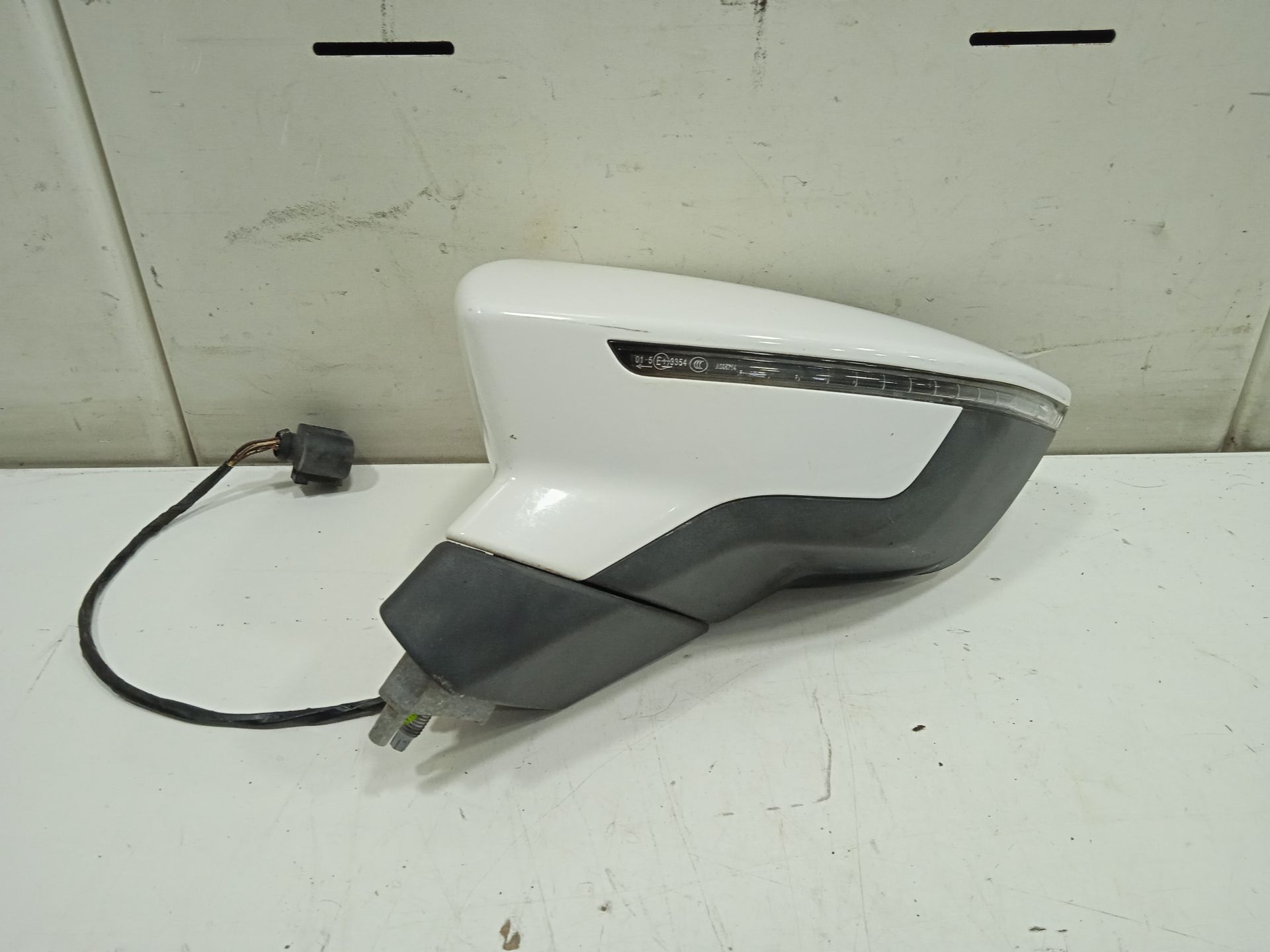 Retrovisor izquierdo seat leon (5f1) reference