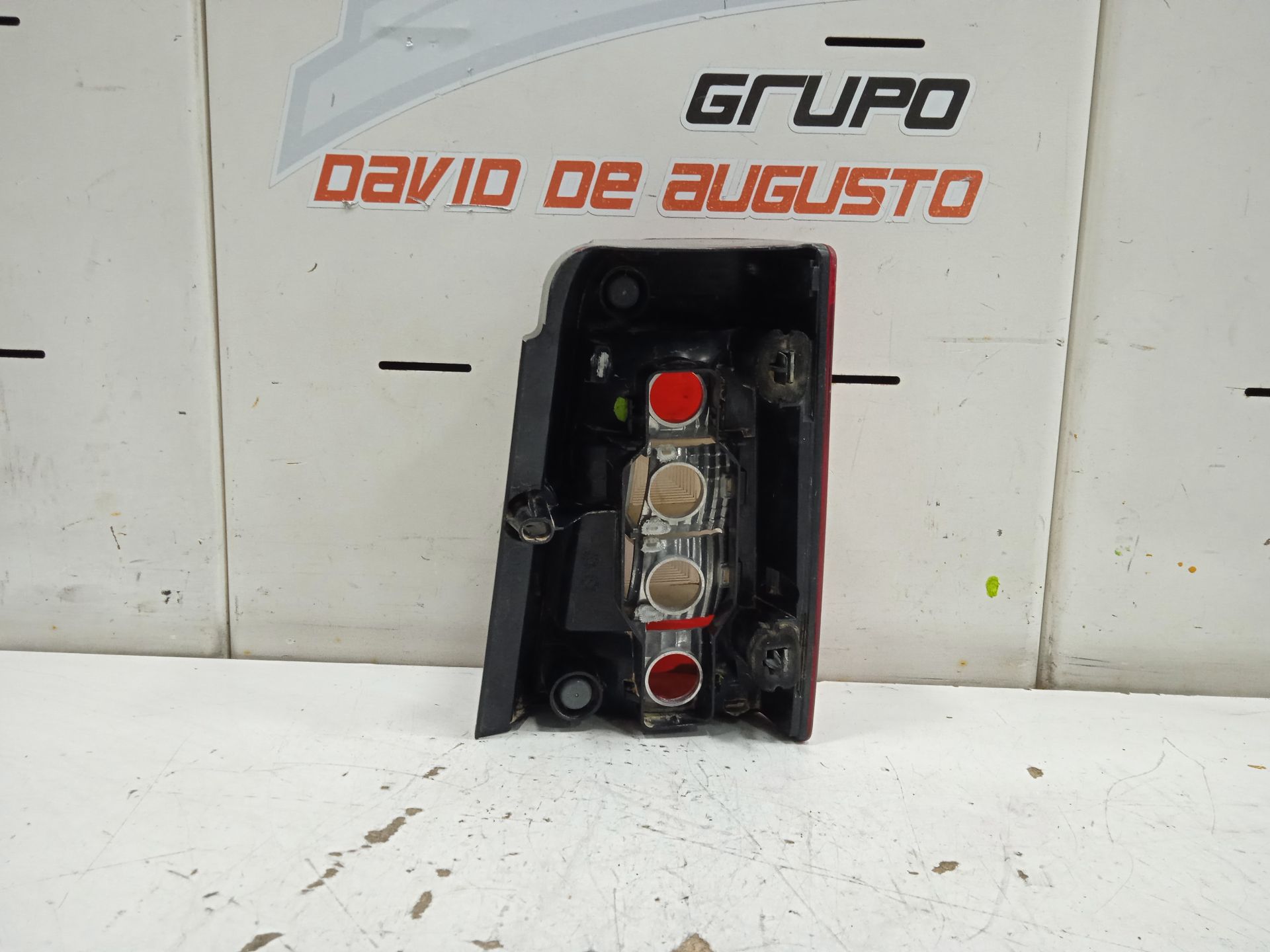 Piloto trasero izquierdo citroen berlingo 1.6 hdi 92 multispace
