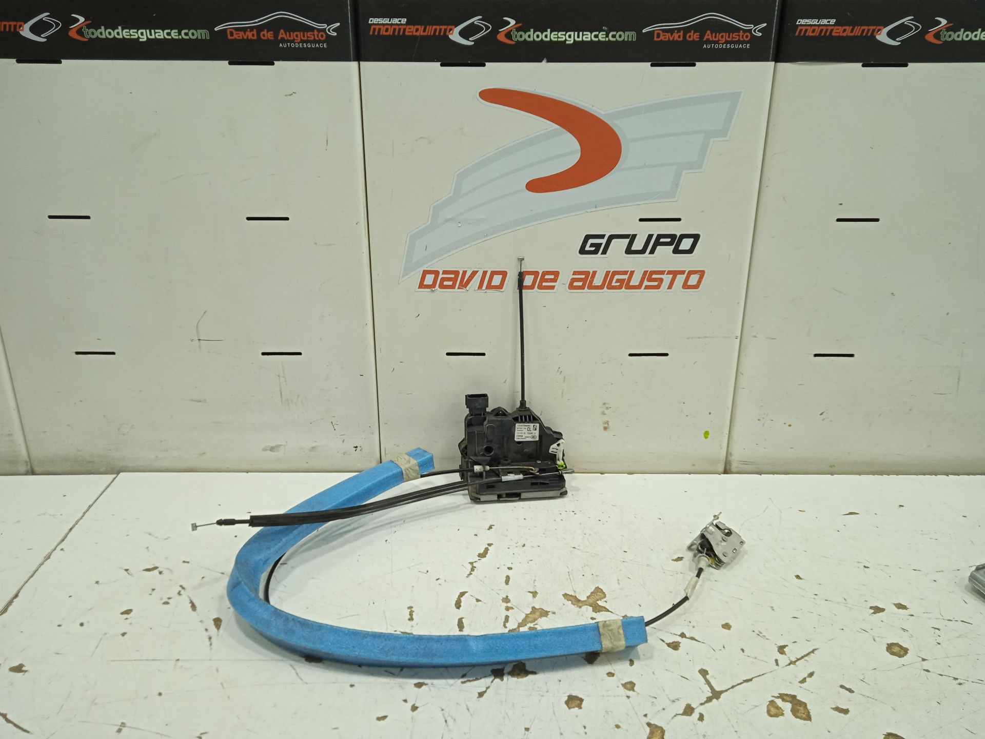 Cerradura puerta trasera derecha hdi (335)