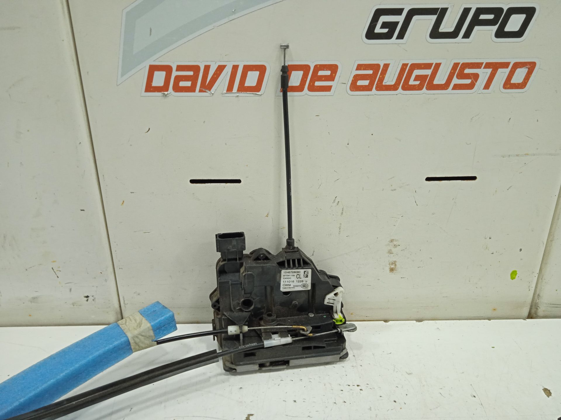 Cerradura puerta trasera derecha hdi (335)