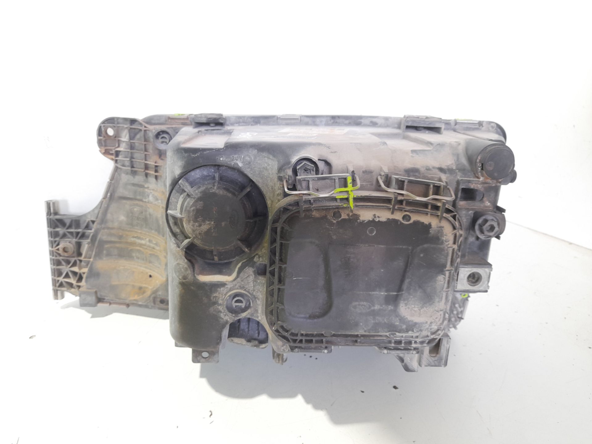 Faro derecho man tgx 18.xxx (2007) fg    4x2   bl xl