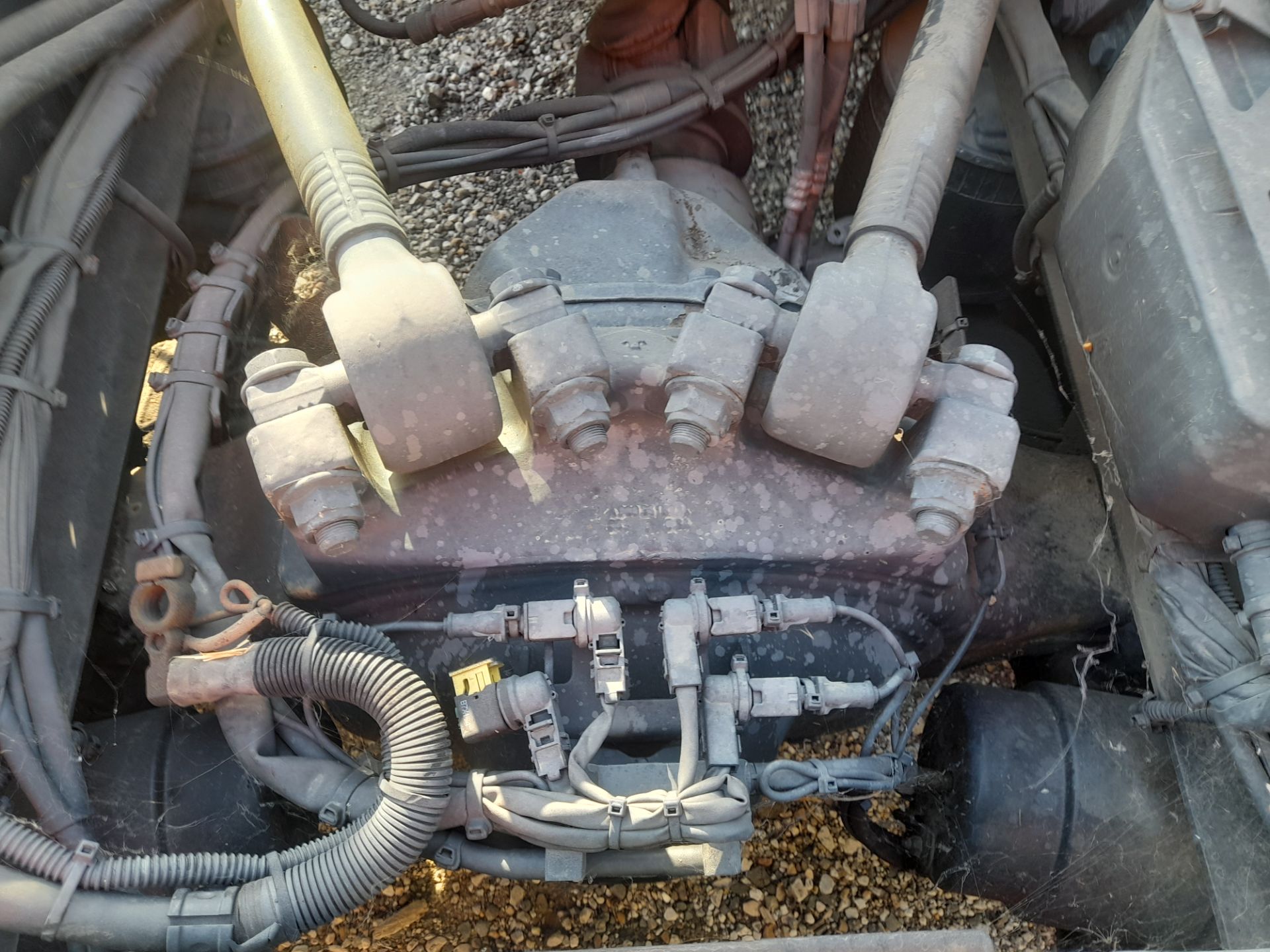 No identificado mercedes-benz actros 23 6-cil. 2-ejes bm 93024 (2003) 