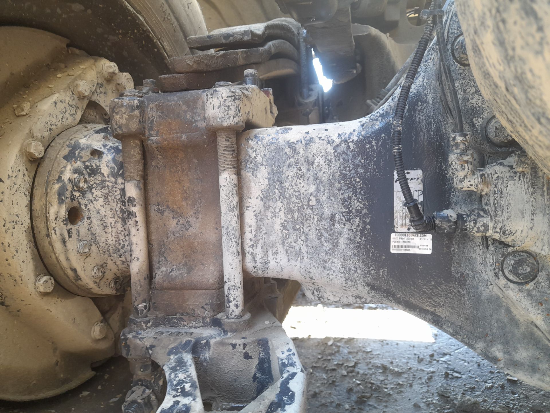 Puente trasero iveco  no identificado