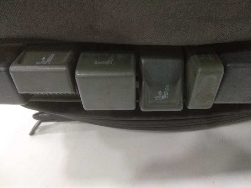  asiento delantero izquierdo   renault midlum dci 220 16c 6.174 cm3 6 cilindros