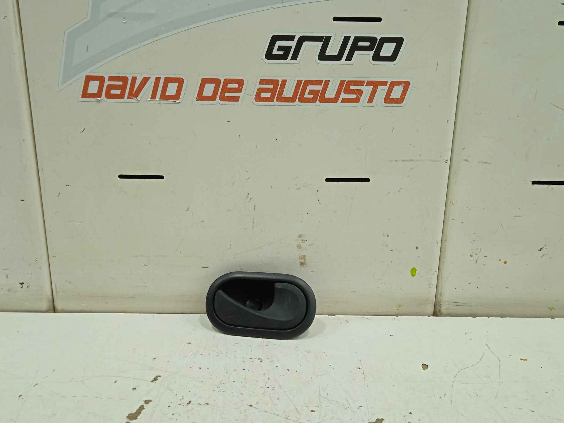 Maneta interior delantera izquierda l2h3 gka 35t