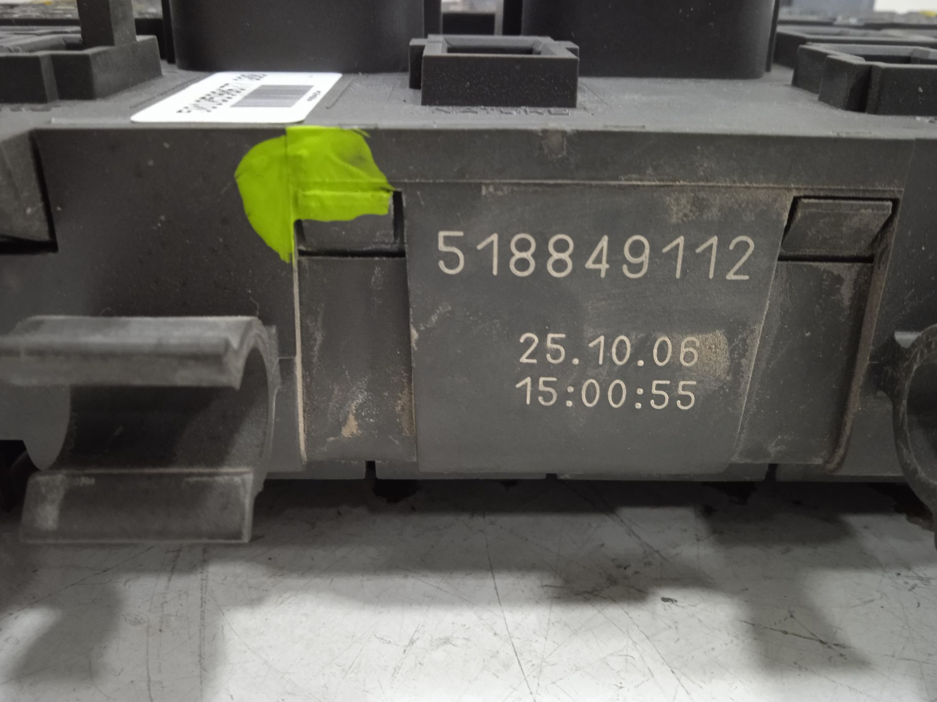 Caja reles / fusibles   no identificado