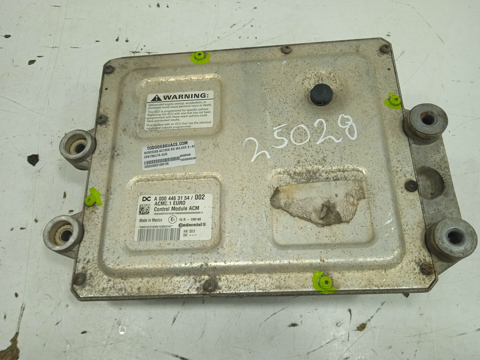 No identificado mercedes-benz actros 4 2-ejes bm 963 (2011) 18xx 4x2 sattelzugmaschine l b