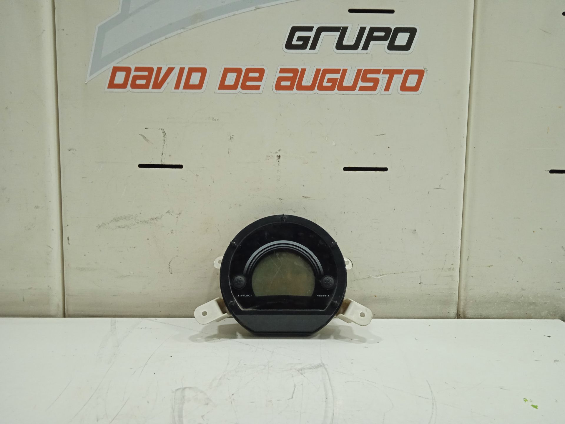 Cuadro instrumentos   no identificado
