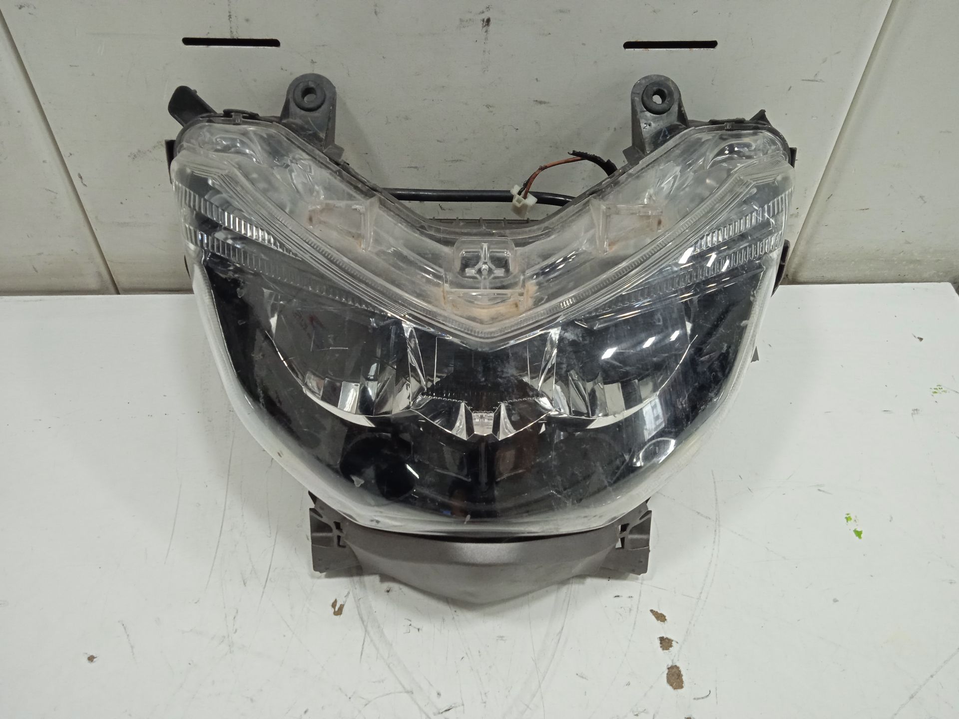 Faro delantero   no identificado
