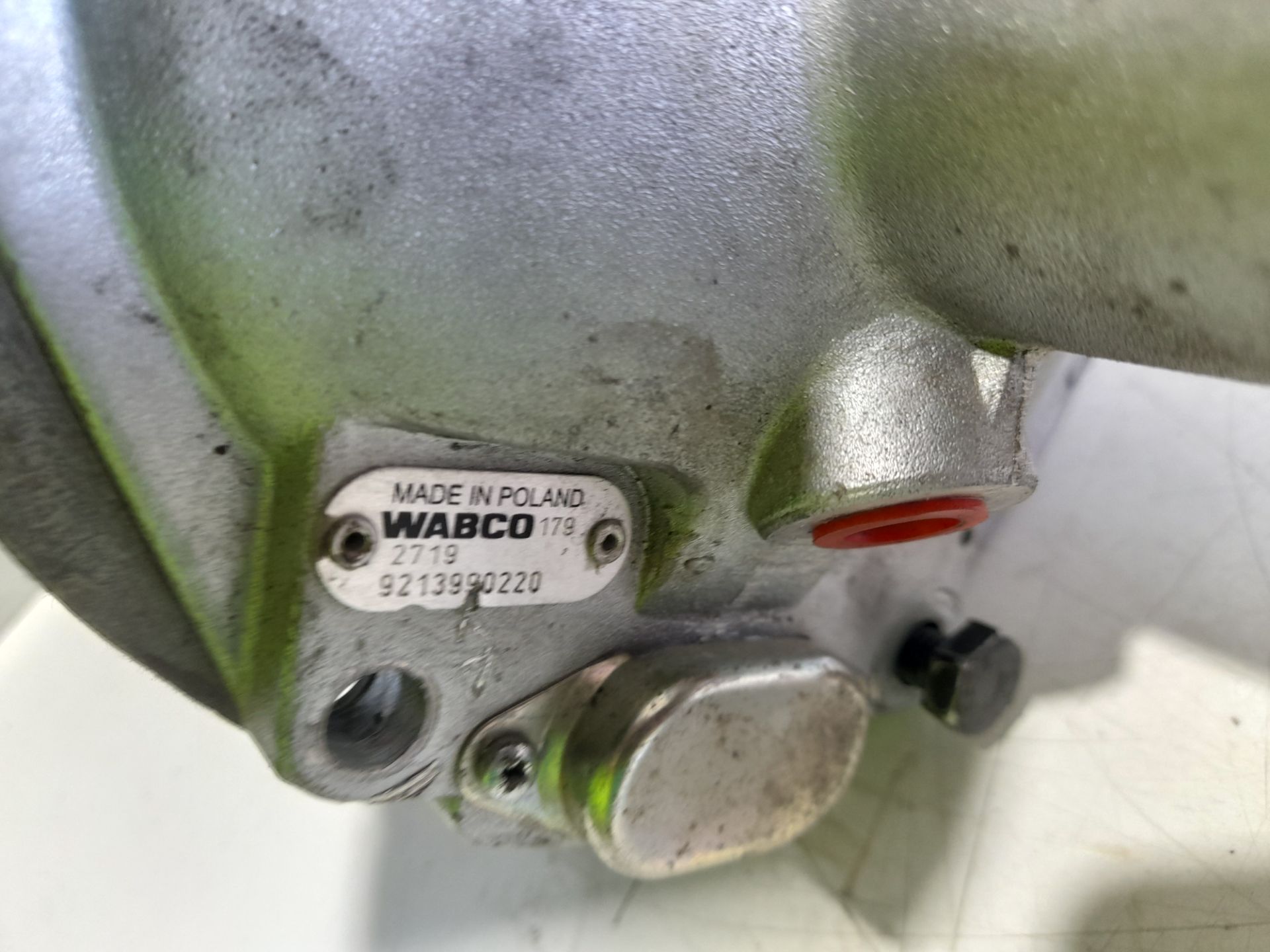 Bomba freno nissan  no identificado