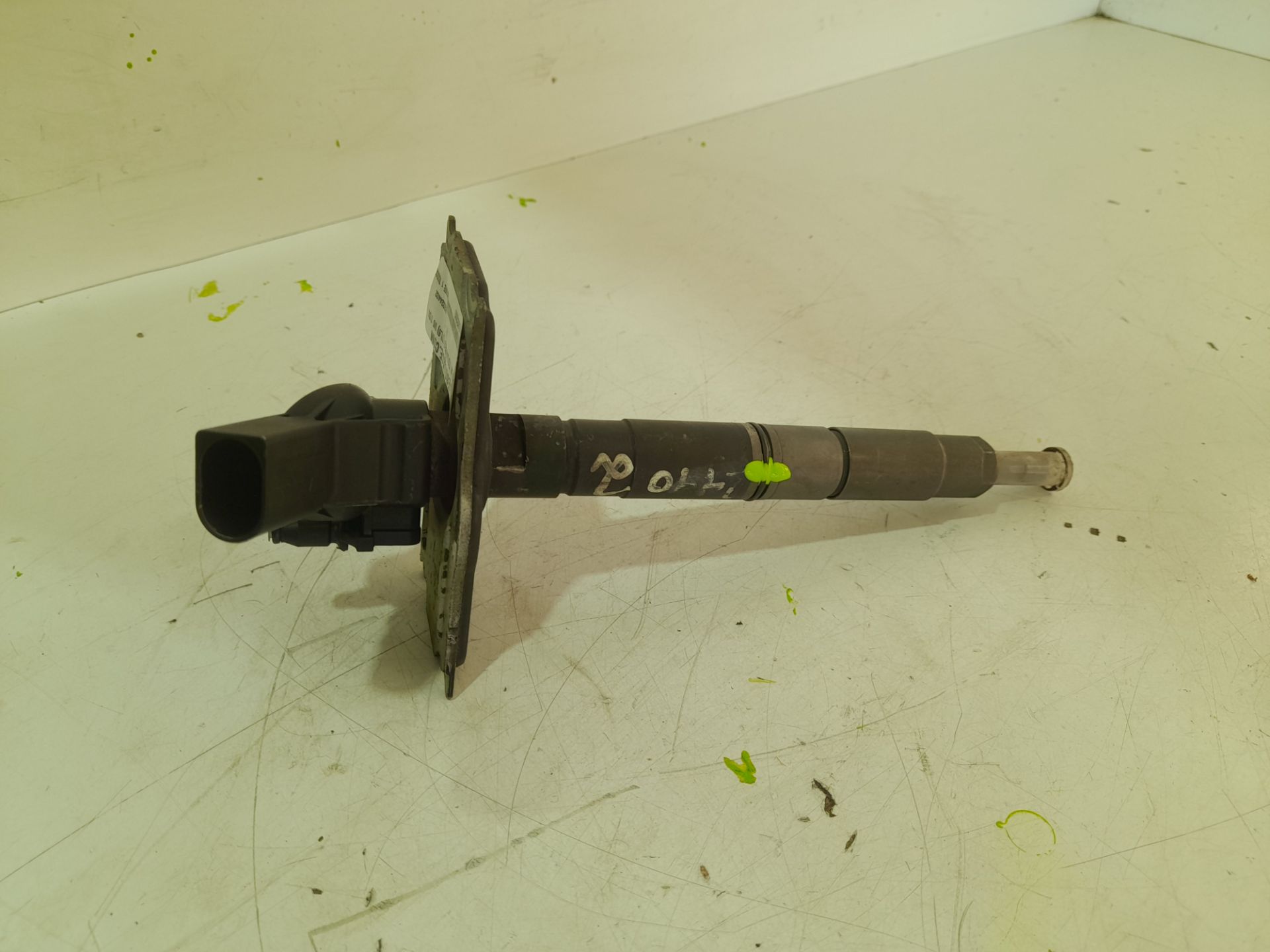 Inyector volkswagen touareg (7l6) v6 tdi