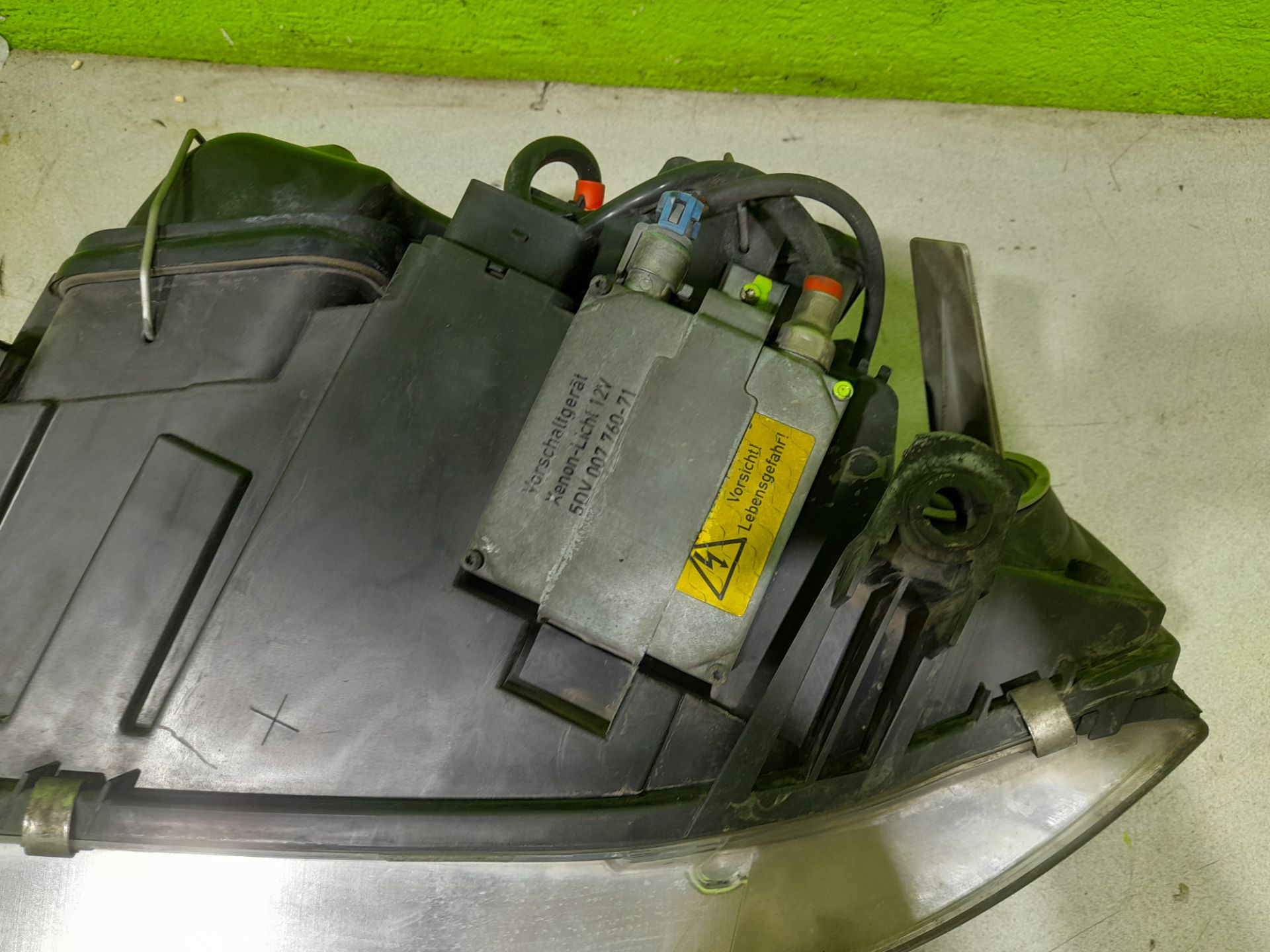 Faro derecho audi a6 berlina (4b2) 2.5 tdi