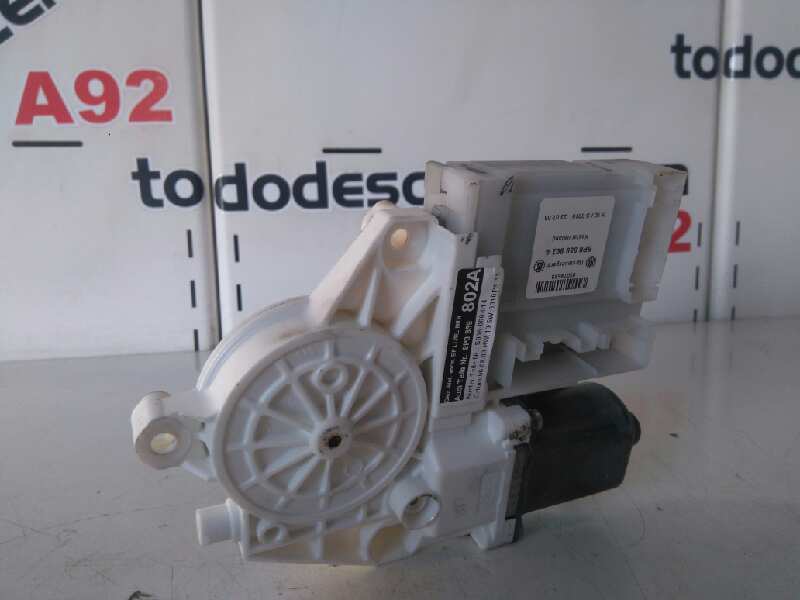 Motor elevalunas delantero derecho audi a3 (8p1) 2.0 tdi ambition (103kw)