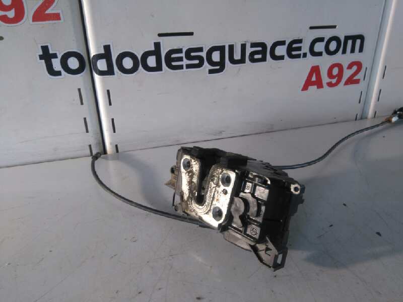Cerradura puerta delantera izquierda renault clio iii 20 aniversario