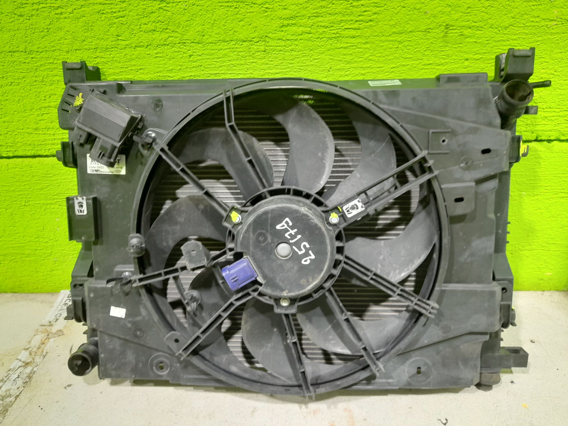 No identificado renault clio iv wolfnoir