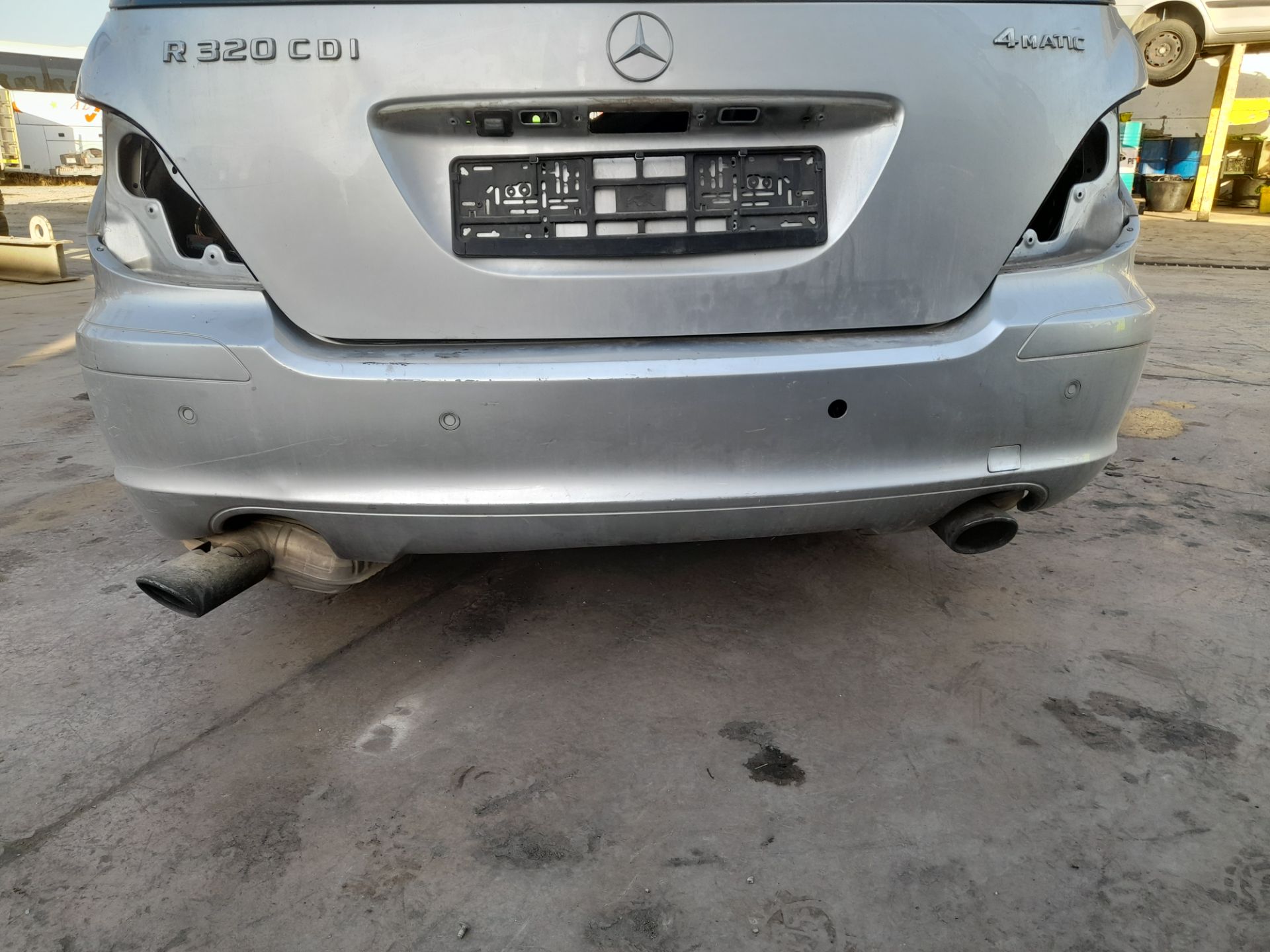 Paragolpes trasero mercedes-benz clase r (bm 251) 320 cdi (251.022)