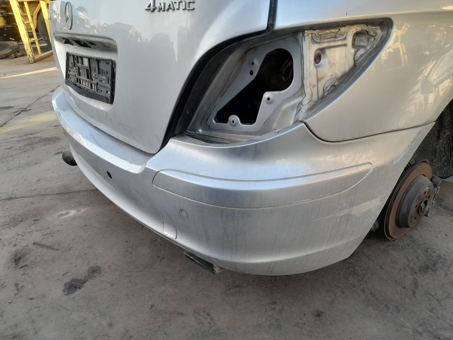Paragolpes trasero mercedes-benz clase r (bm 251) 320 cdi (251.022)