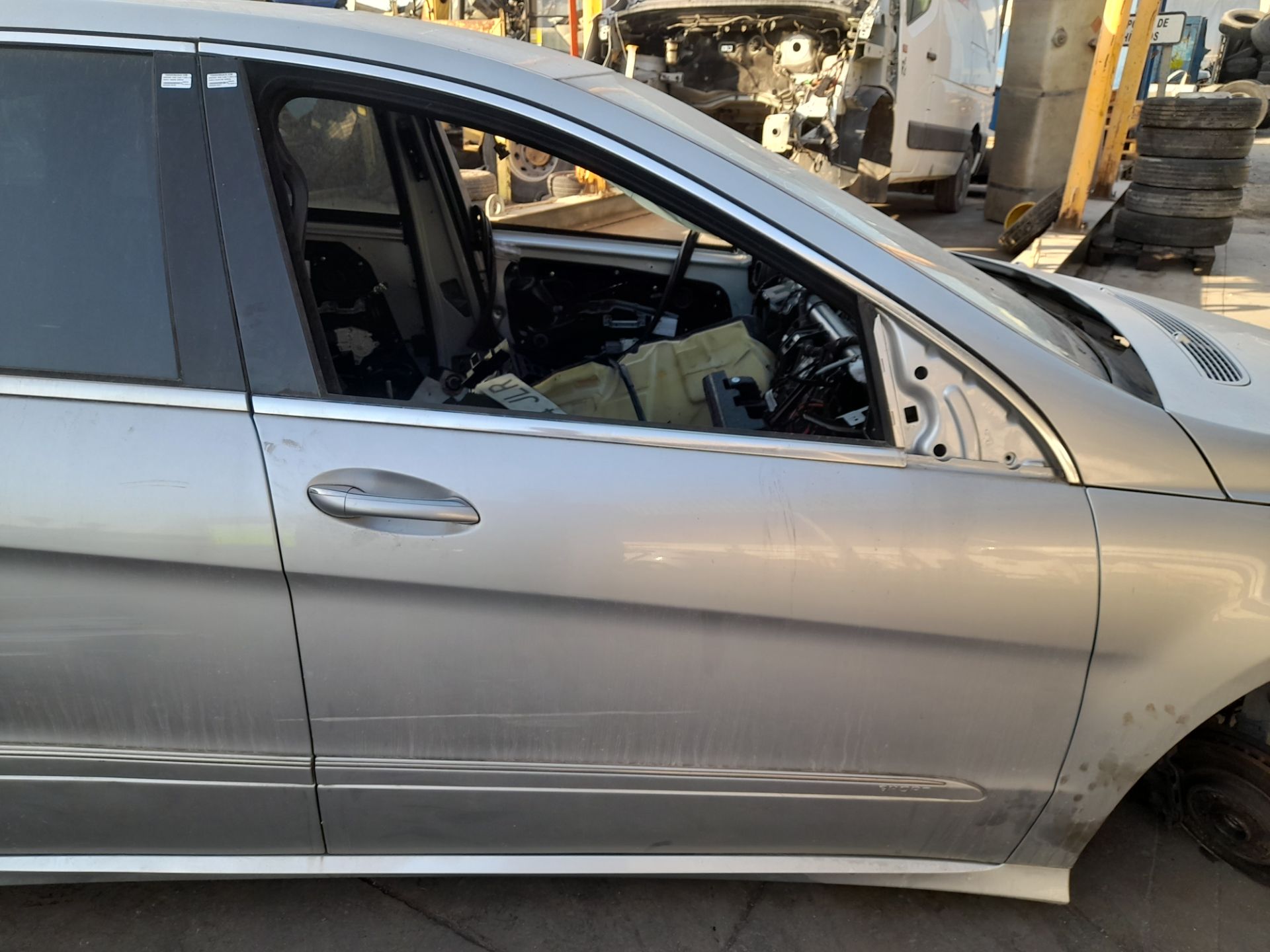 Puerta delantera derecha mercedes-benz clase r (bm 251) 320 cdi (251.022)