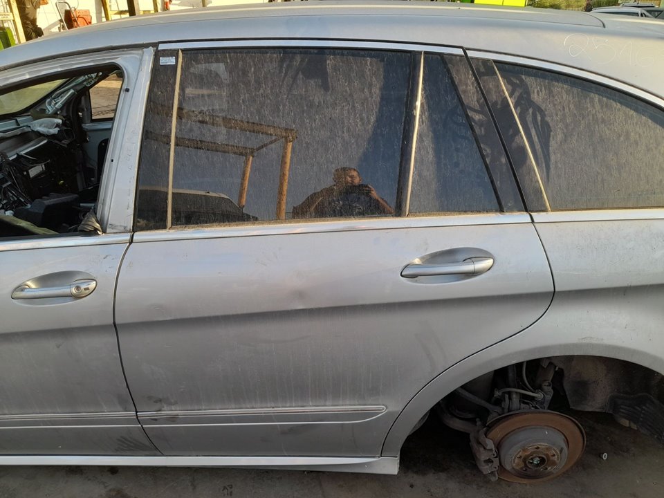 Puerta trasera izquierda mercedes-benz clase r (bm 251) 320 cdi (251.022)