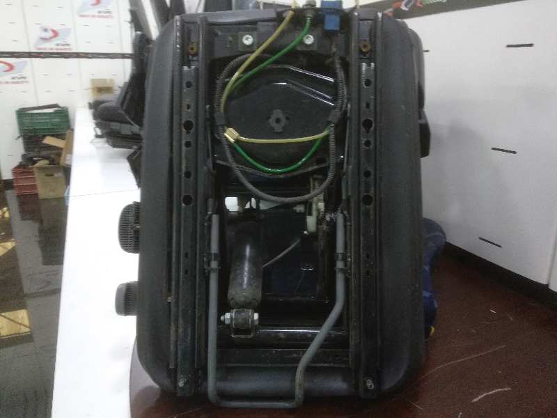  asiento delantero izquierdo   iveco stralis (ad/at) fg ad y / p 6x2 trafico urbano 7.8 diesel