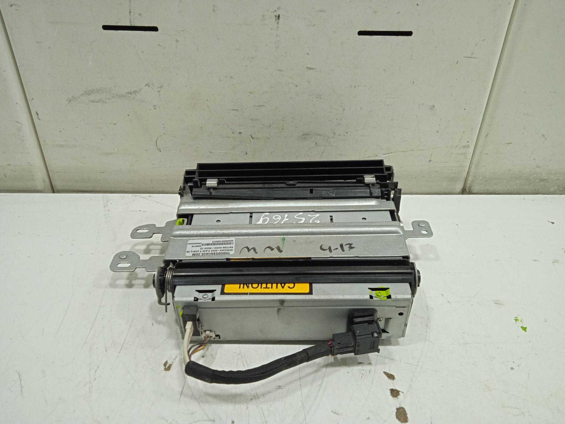 Sistema audio / radio cd mercedes-benz clase r (bm 251) 320 cdi (251.022)