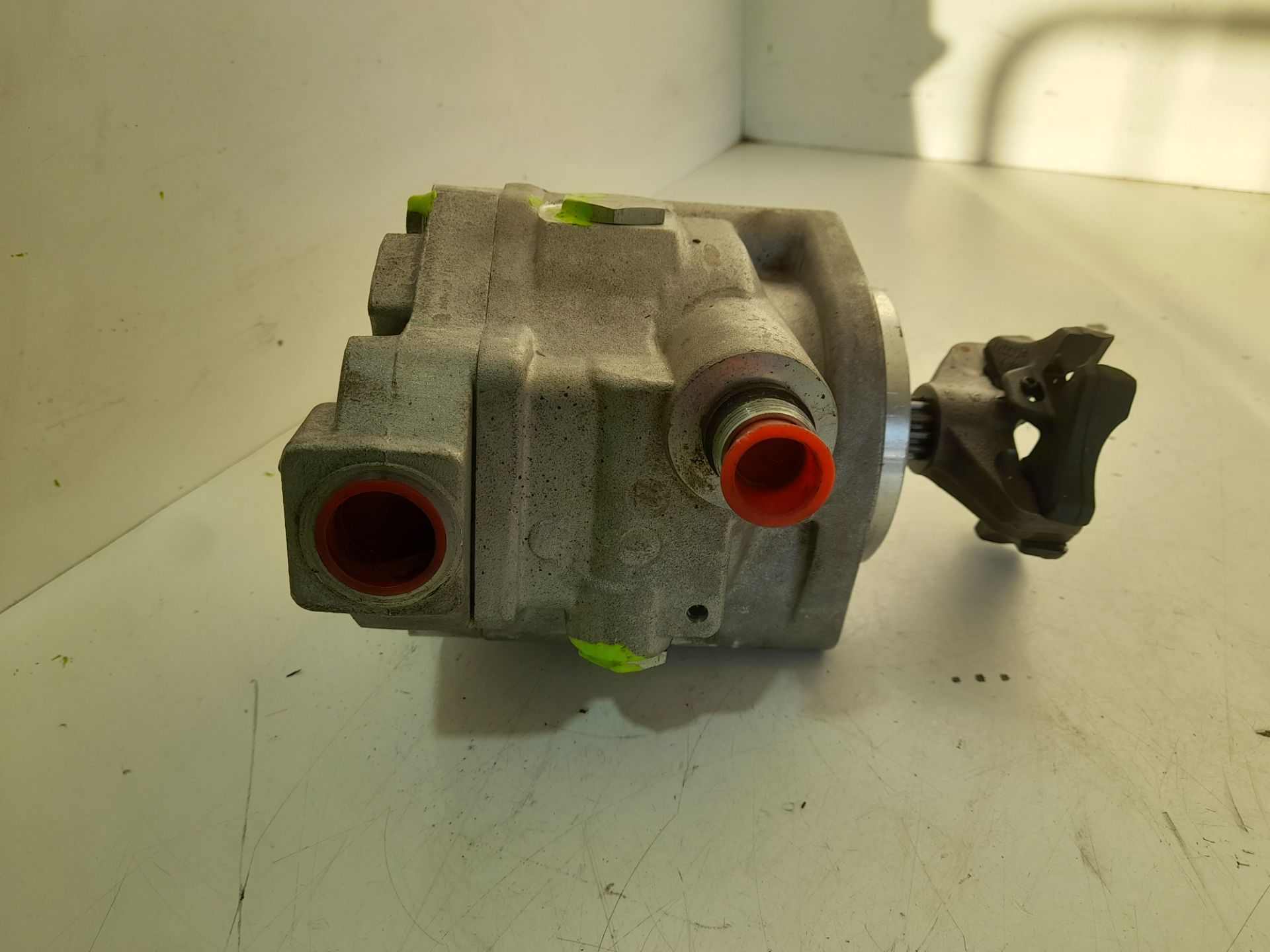 No identificado mercedes-benz actros 4 2-ejes bm 963 (2011) 18xx 4x2 sattelzugmaschine l b