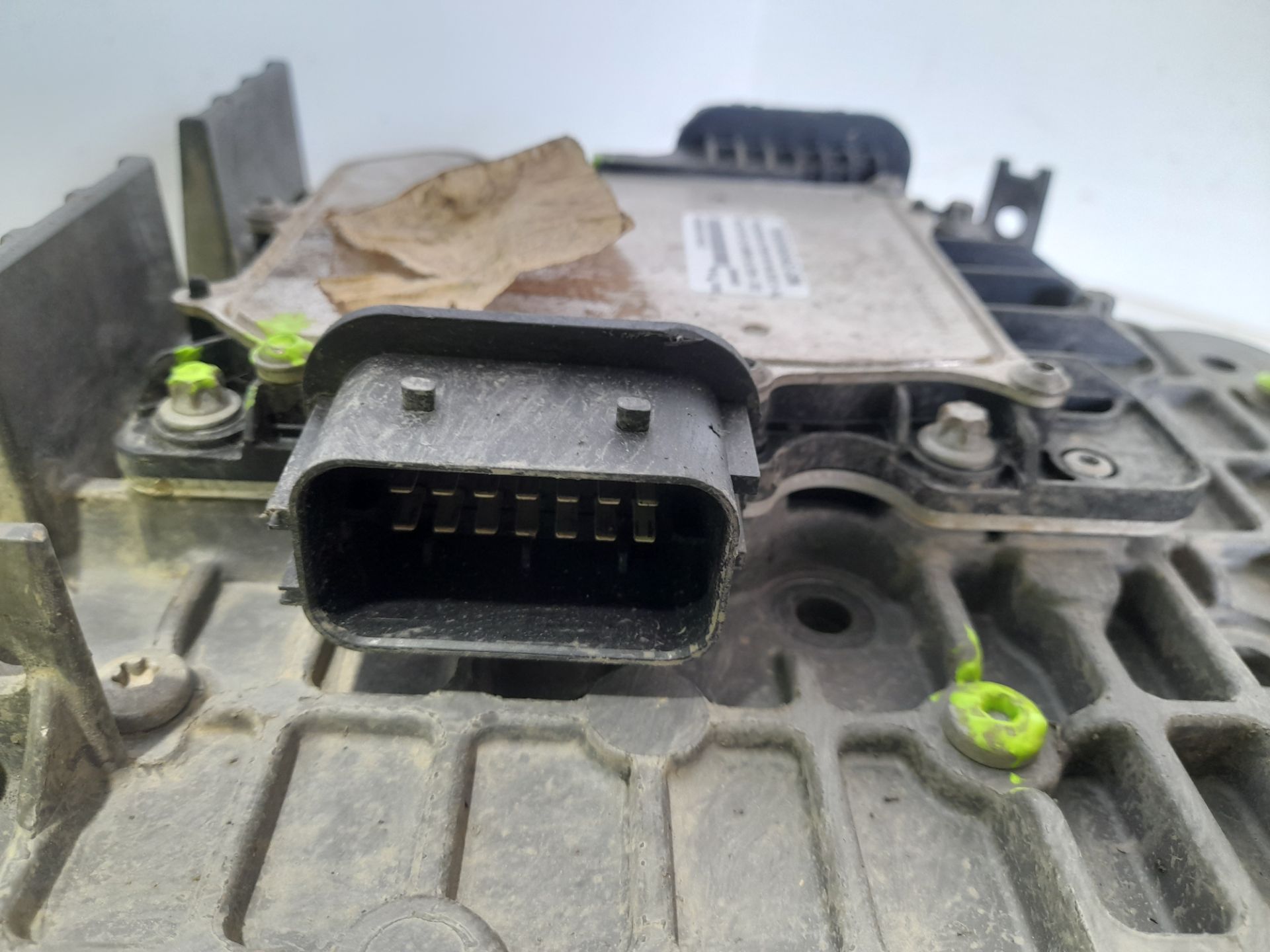 No identificado mercedes-benz actros 4 2-ejes bm 963 (2011) 18xx 4x2 sattelzugmaschine l b