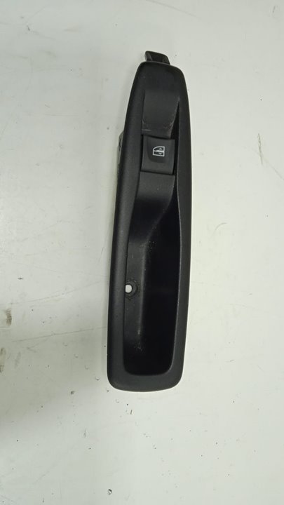 Mando elevalunas trasero izquierdo renault clio iv wolfnoir