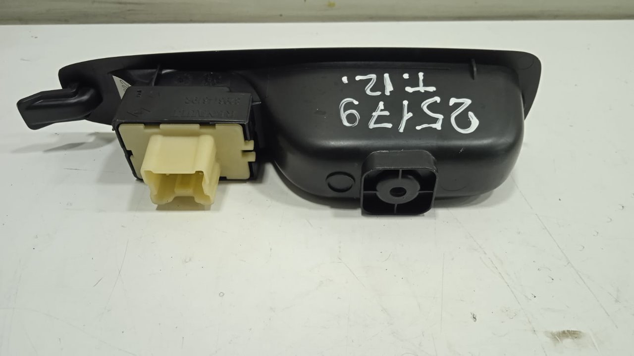 Mando elevalunas trasero izquierdo renault clio iv wolfnoir