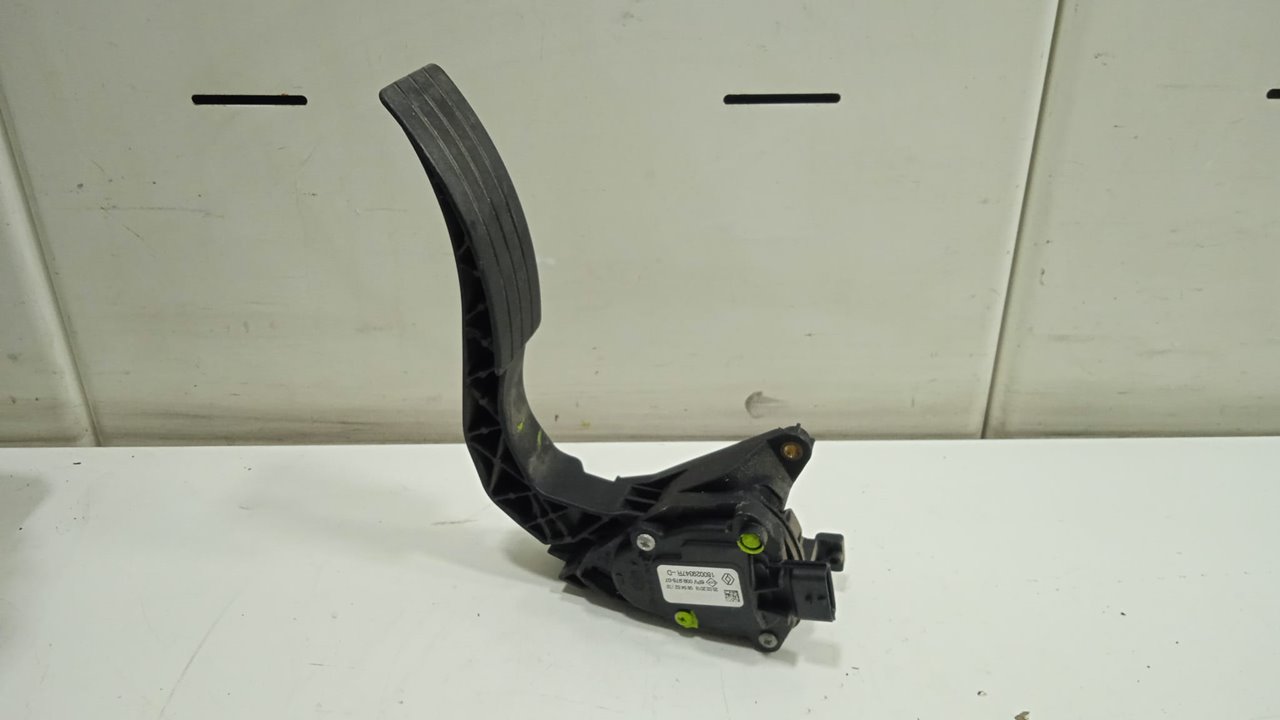 No identificado renault clio iv wolfnoir