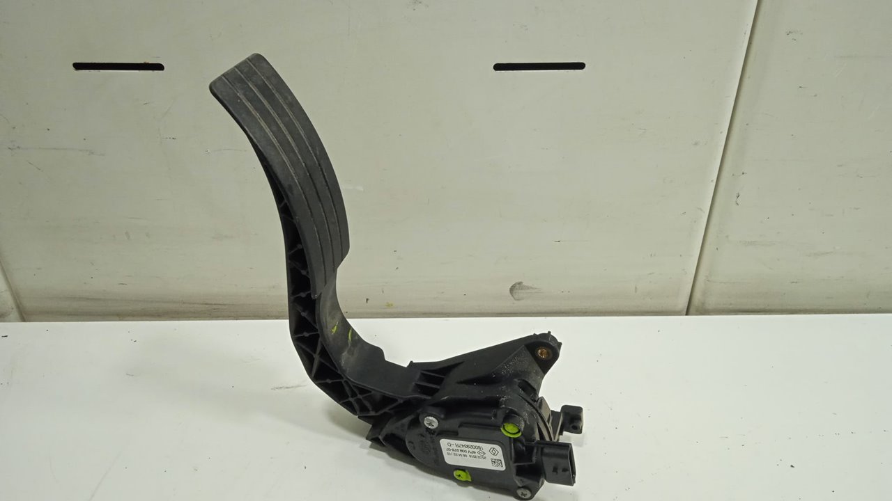 No identificado renault clio iv wolfnoir