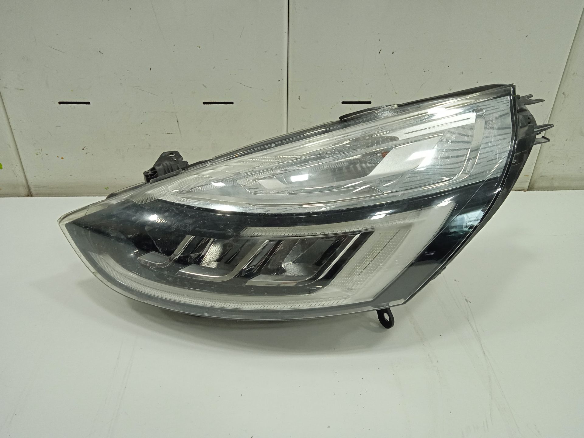 Faro izquierdo renault clio iv wolfnoir