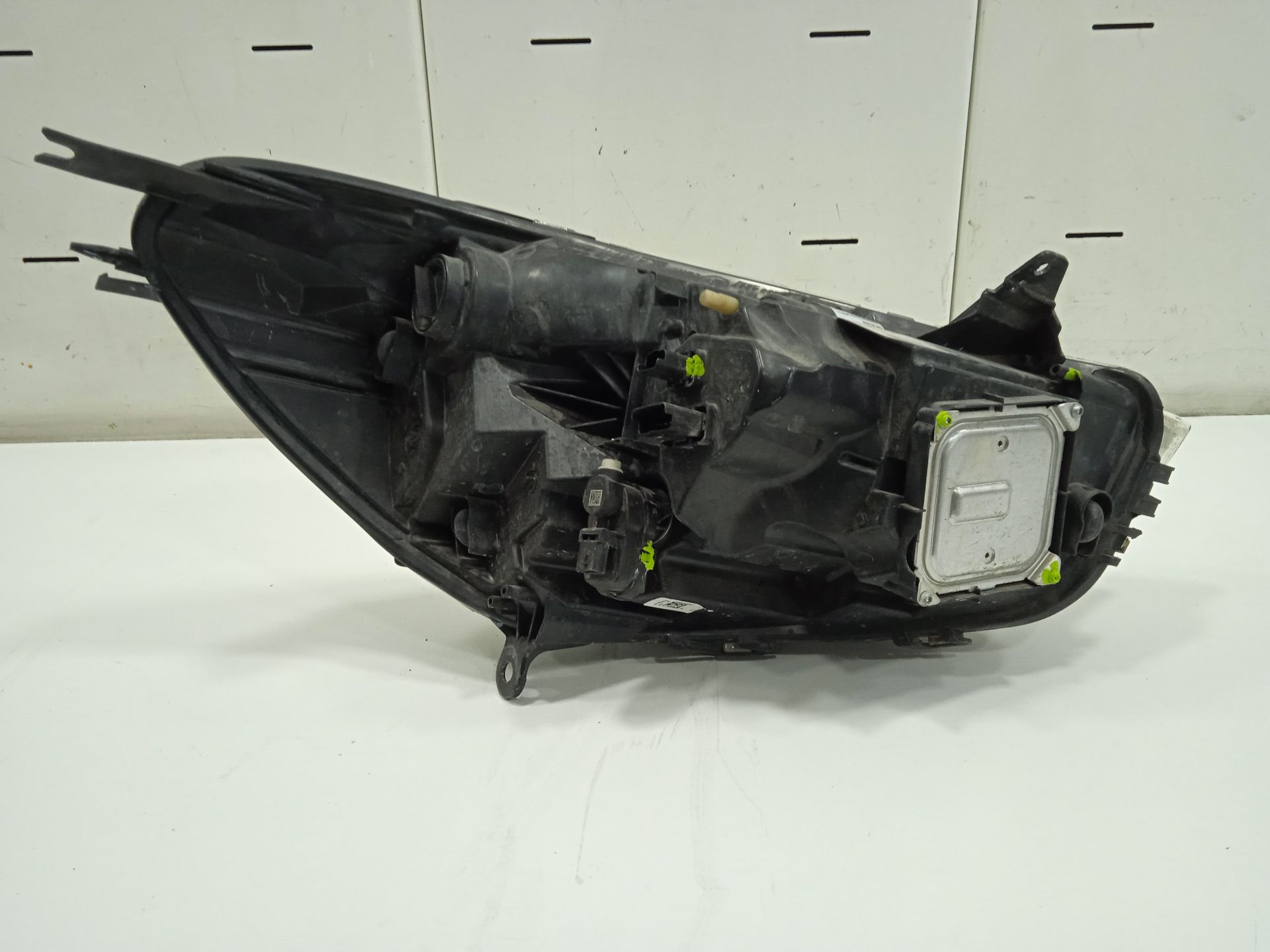 Faro izquierdo renault clio iv wolfnoir