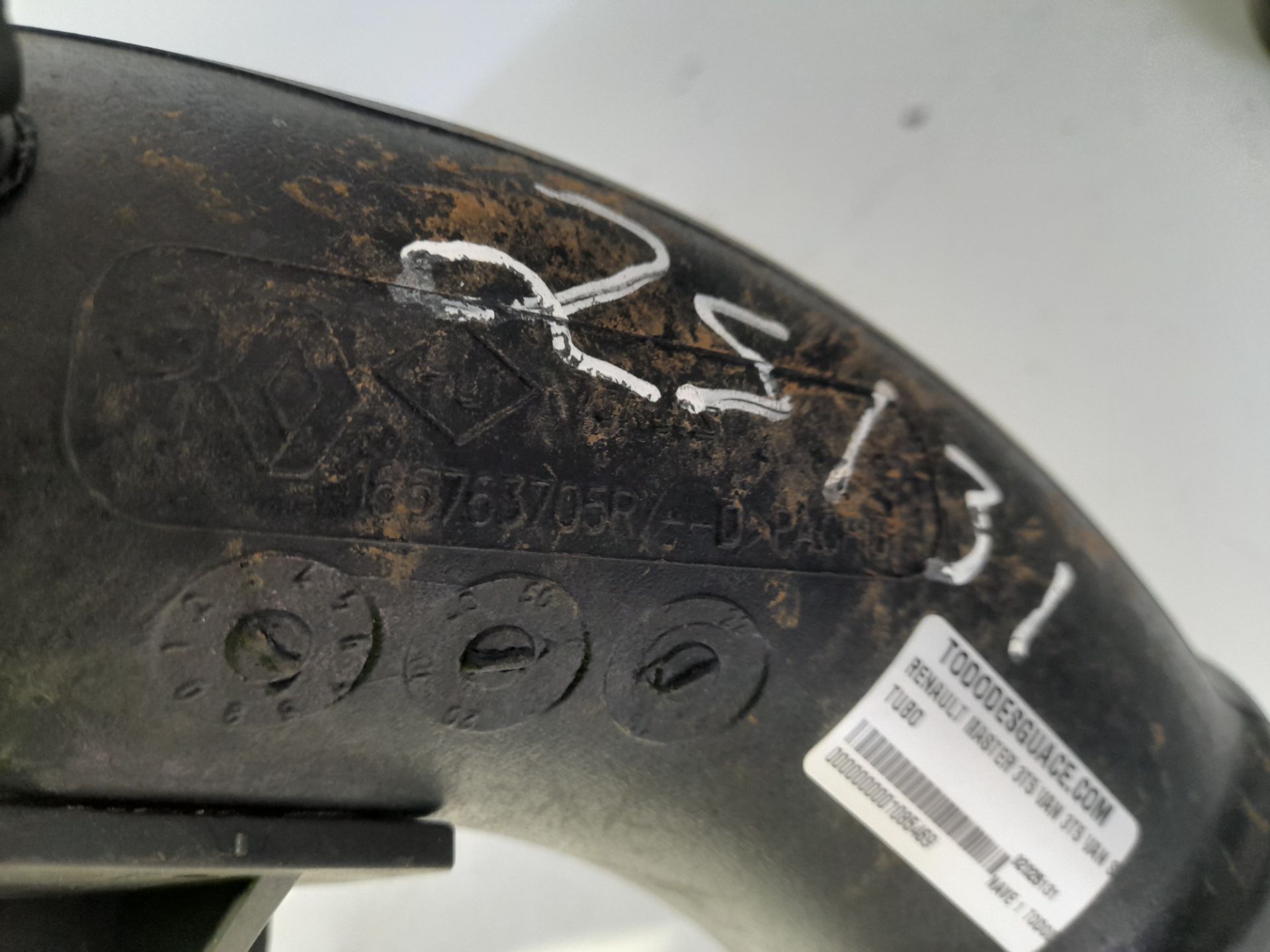 Tubo renault  no identificado
