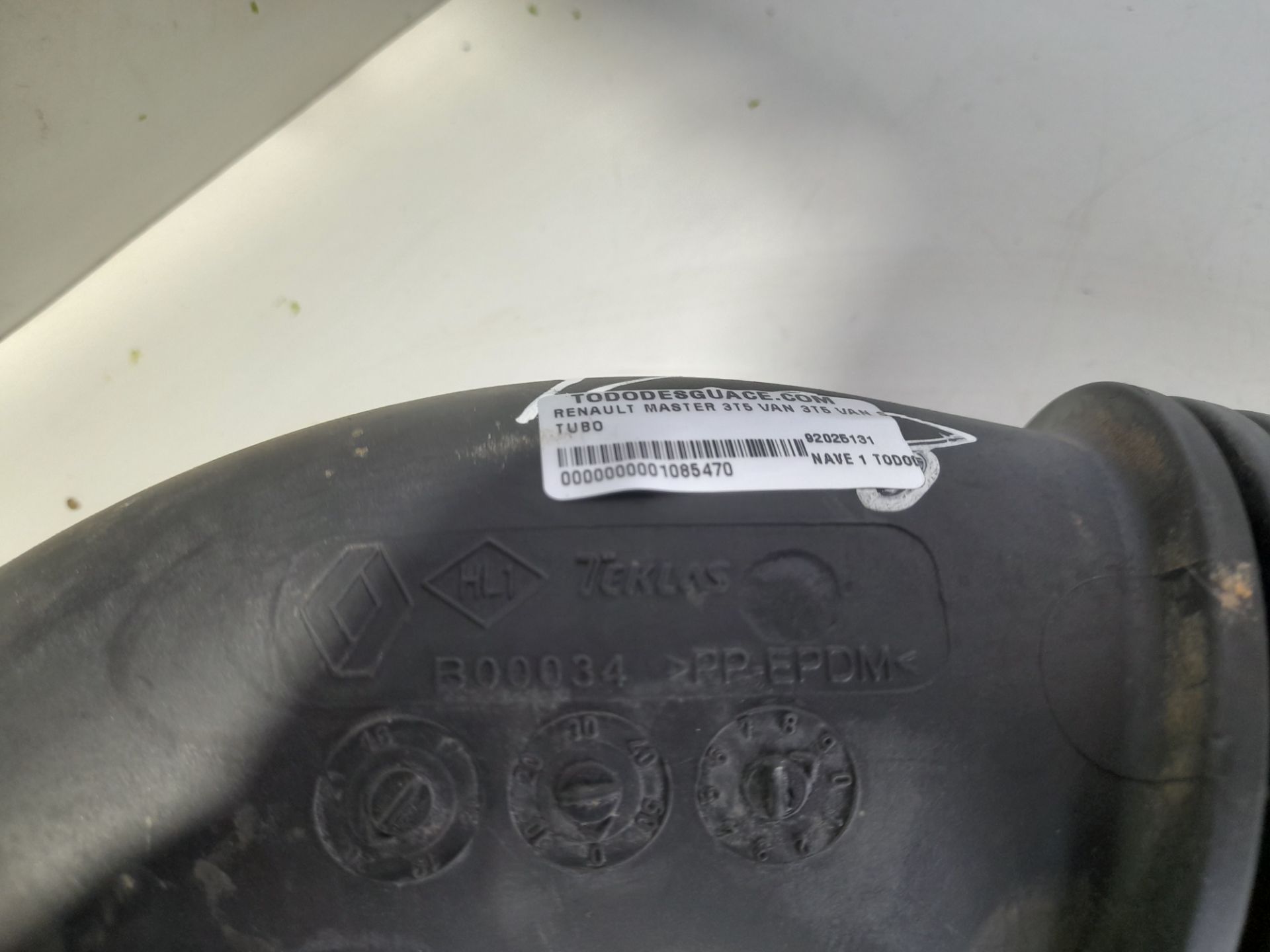 Tubo renault  no identificado