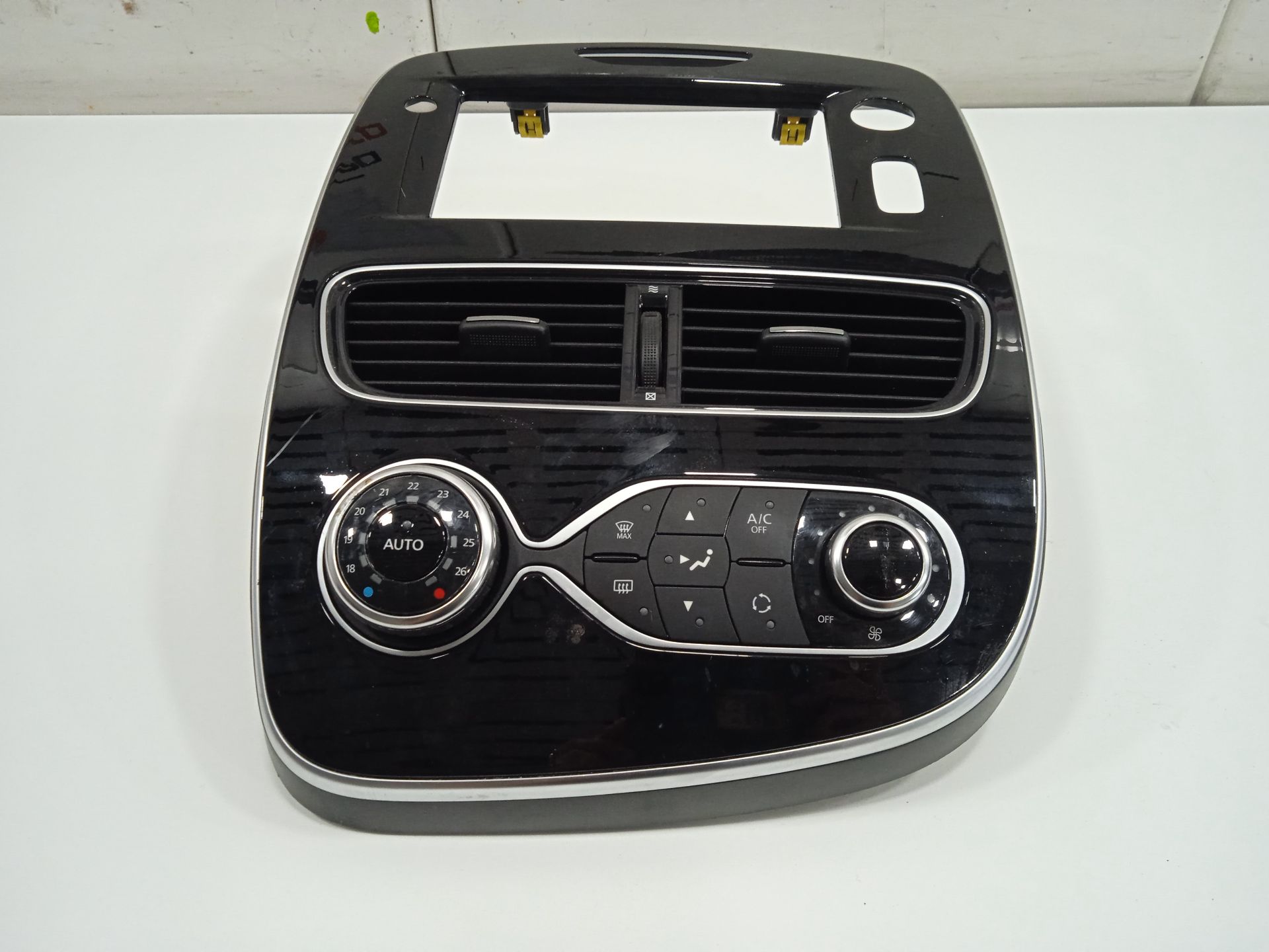No identificado renault clio iv wolfnoir