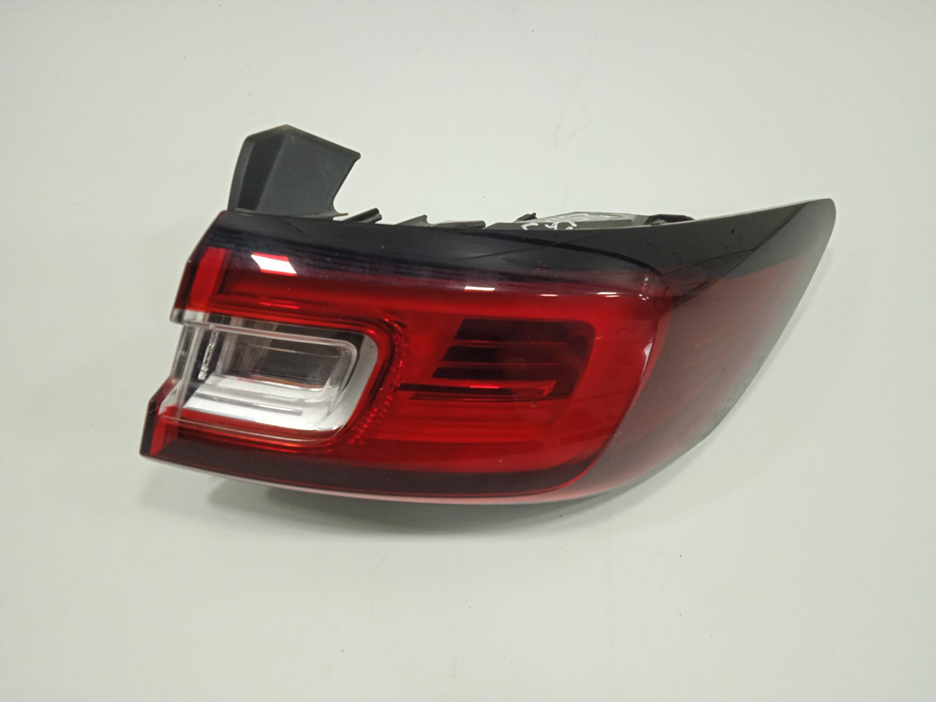 Piloto trasero derecho renault clio iv wolfnoir