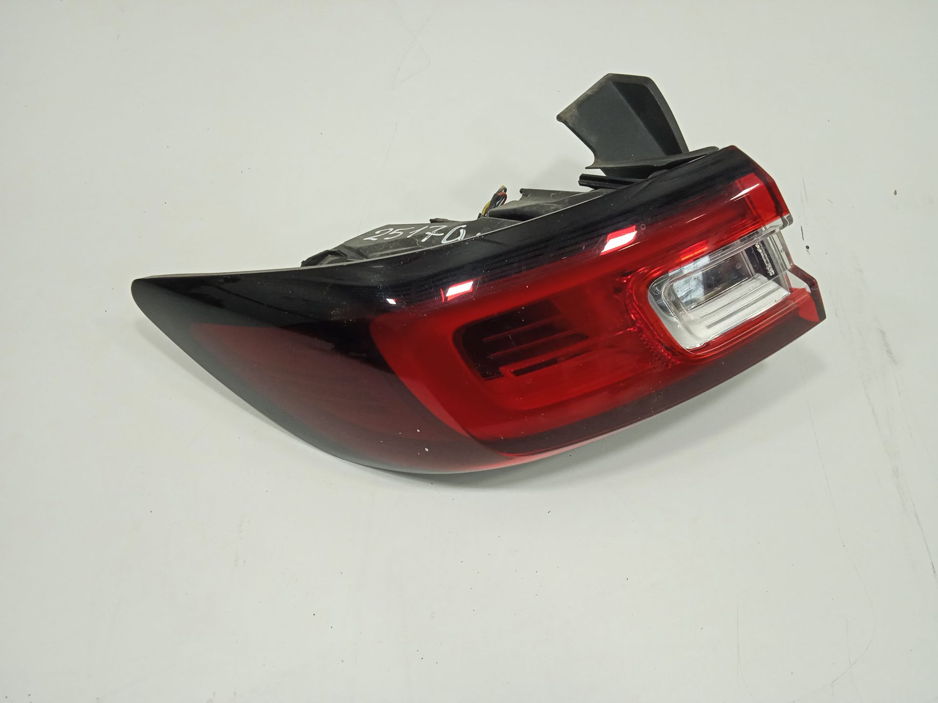 Piloto trasero izquierdo renault clio iv wolfnoir