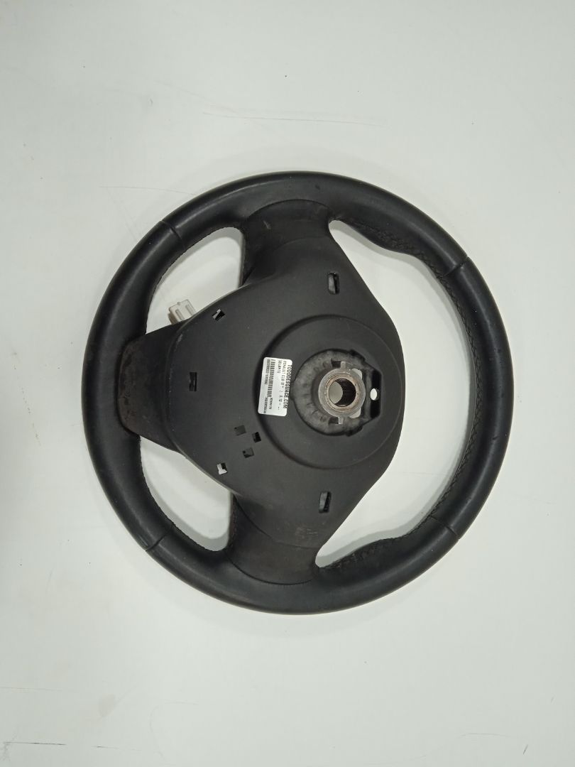 Volante renault clio iv wolfnoir