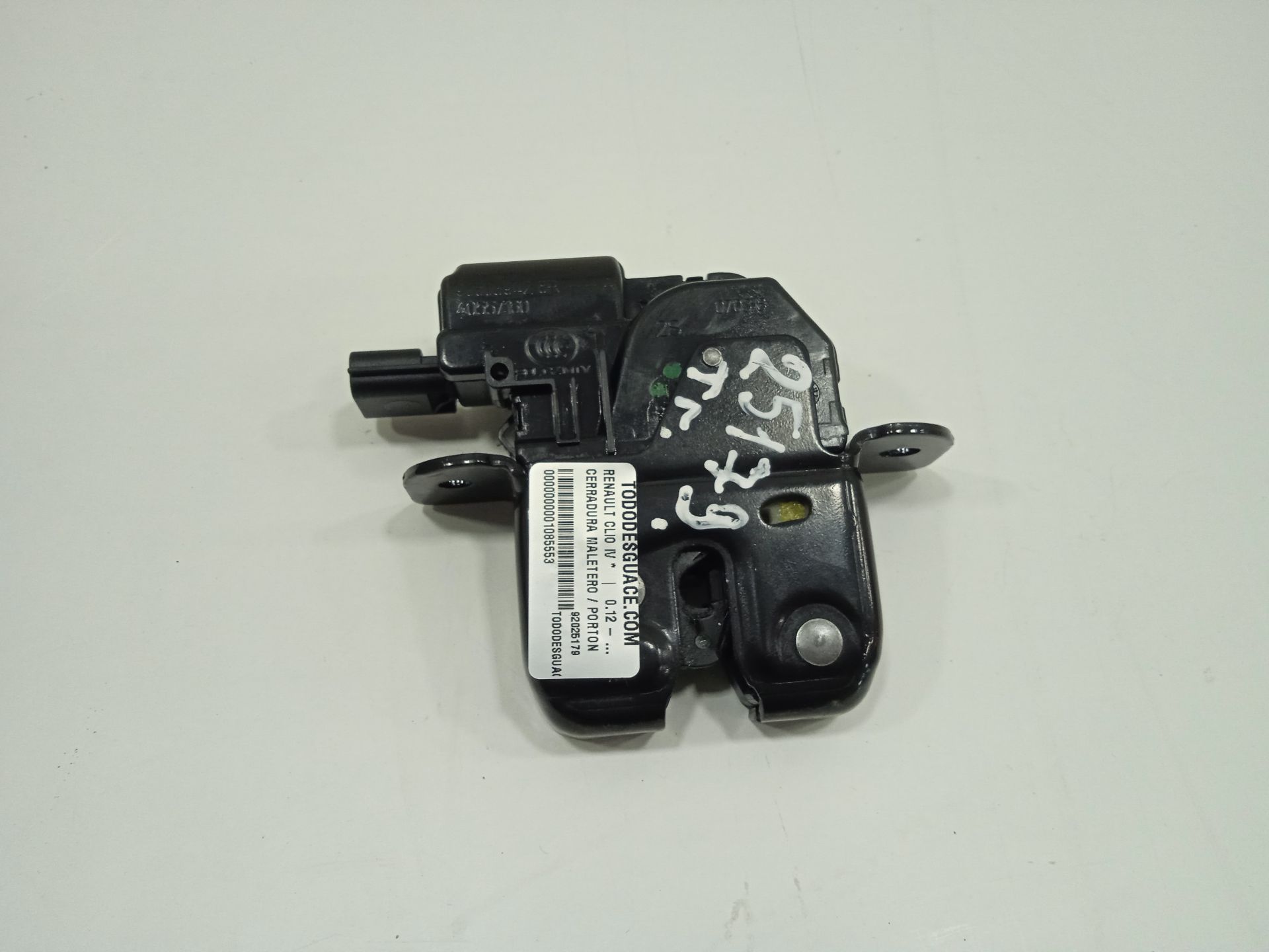 Cerradura maletero / porton renault clio iv wolfnoir