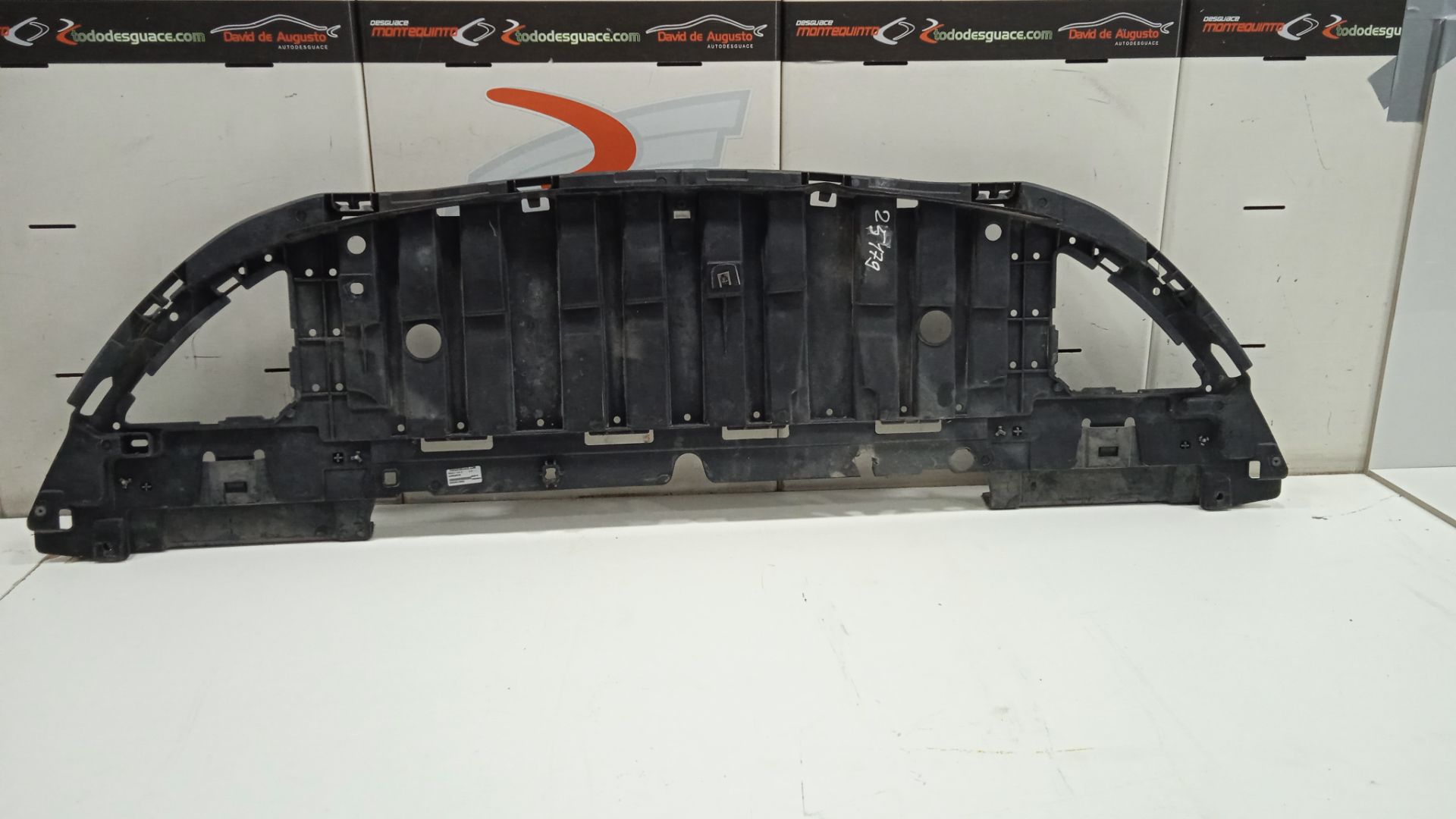 Cubrecarter renault clio iv wolfnoir