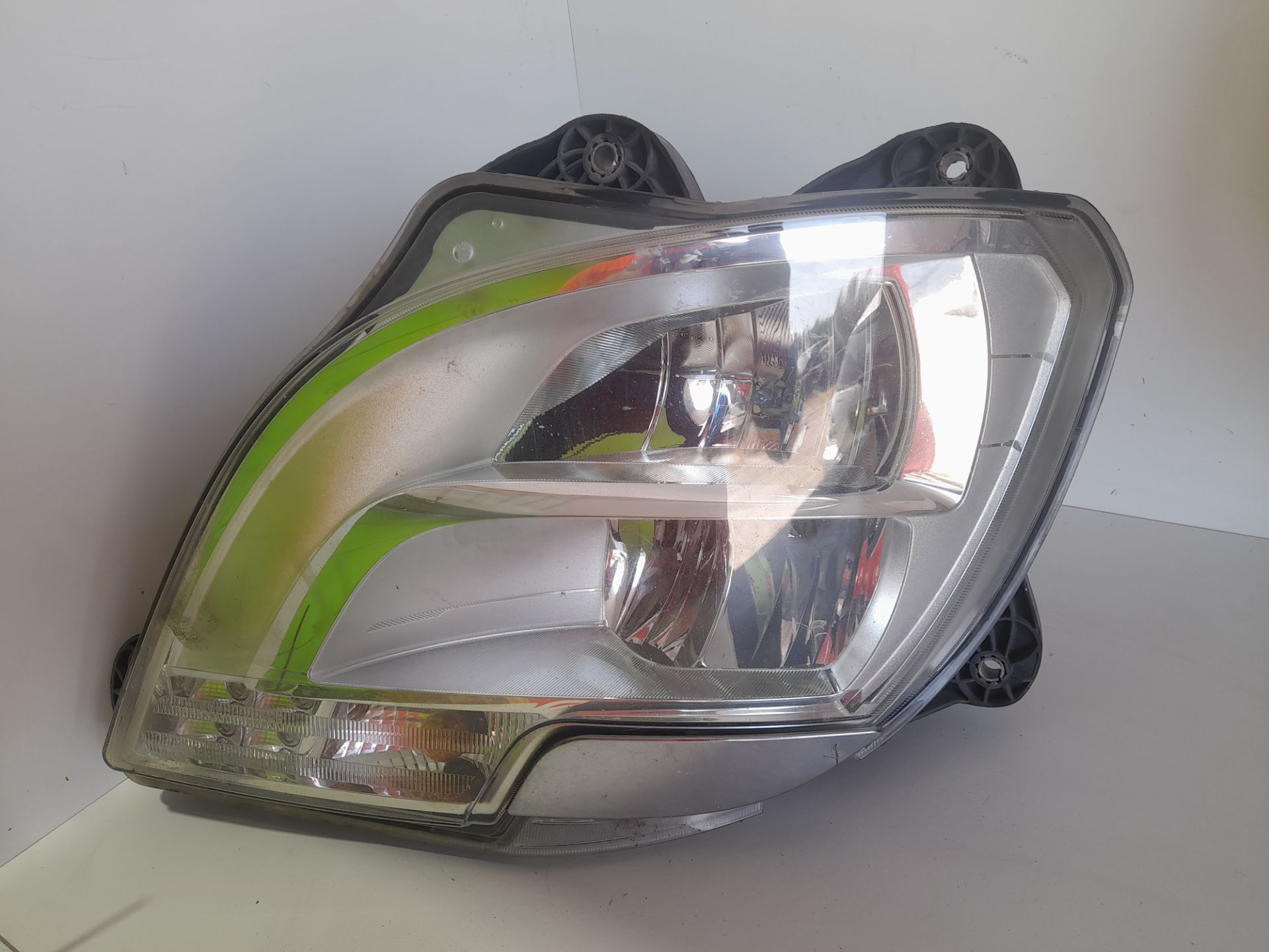 Faro izquierdo daf xf (euro 6) 4x2 fahrgestell spacecab