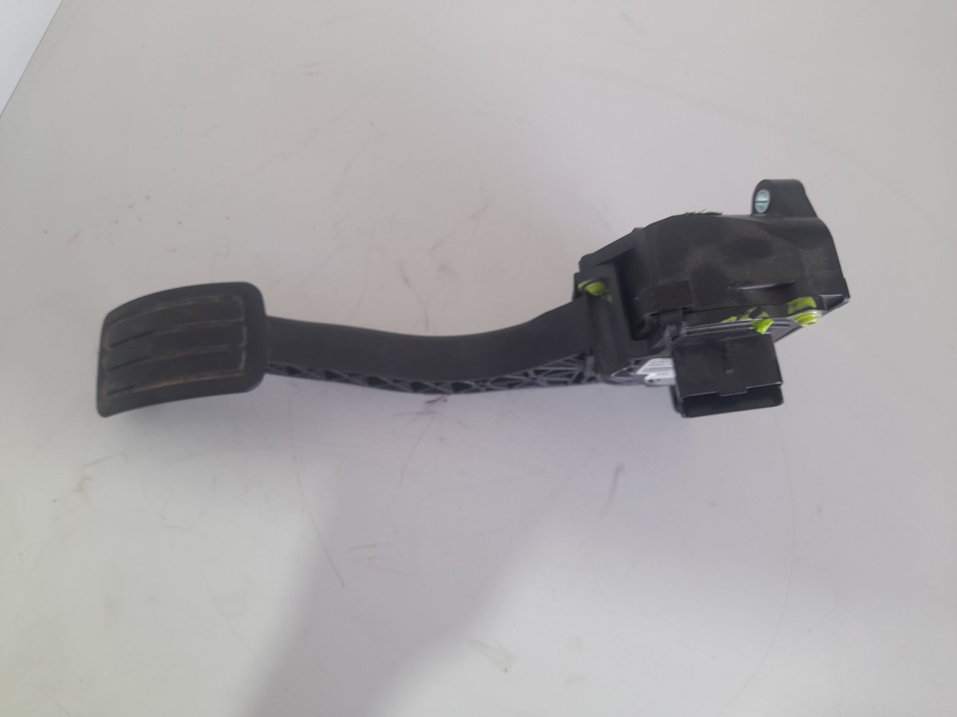 Pedal acelerador citroen  no identificado