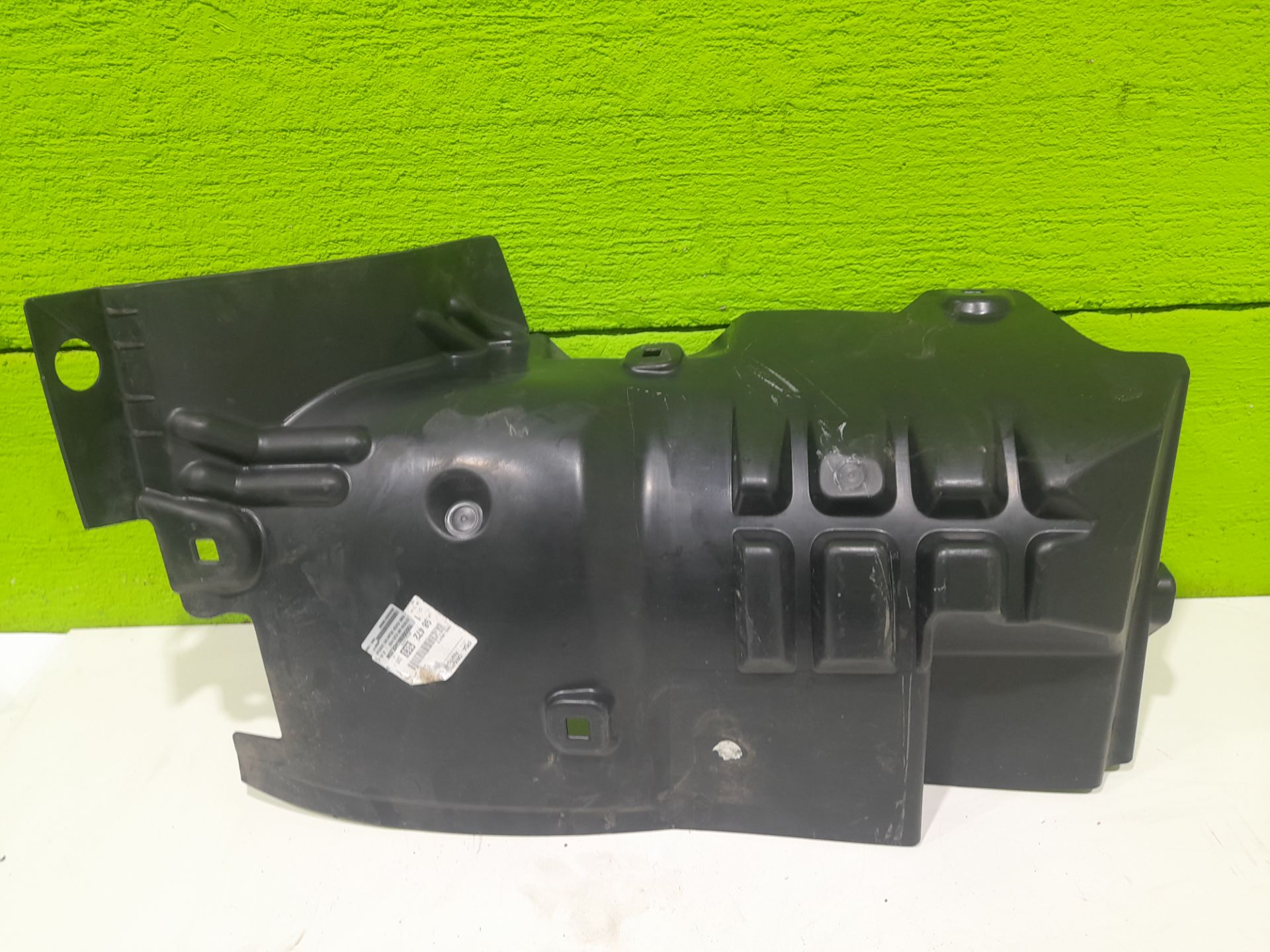 Paso rueda delantero derecho citroen  no identificado