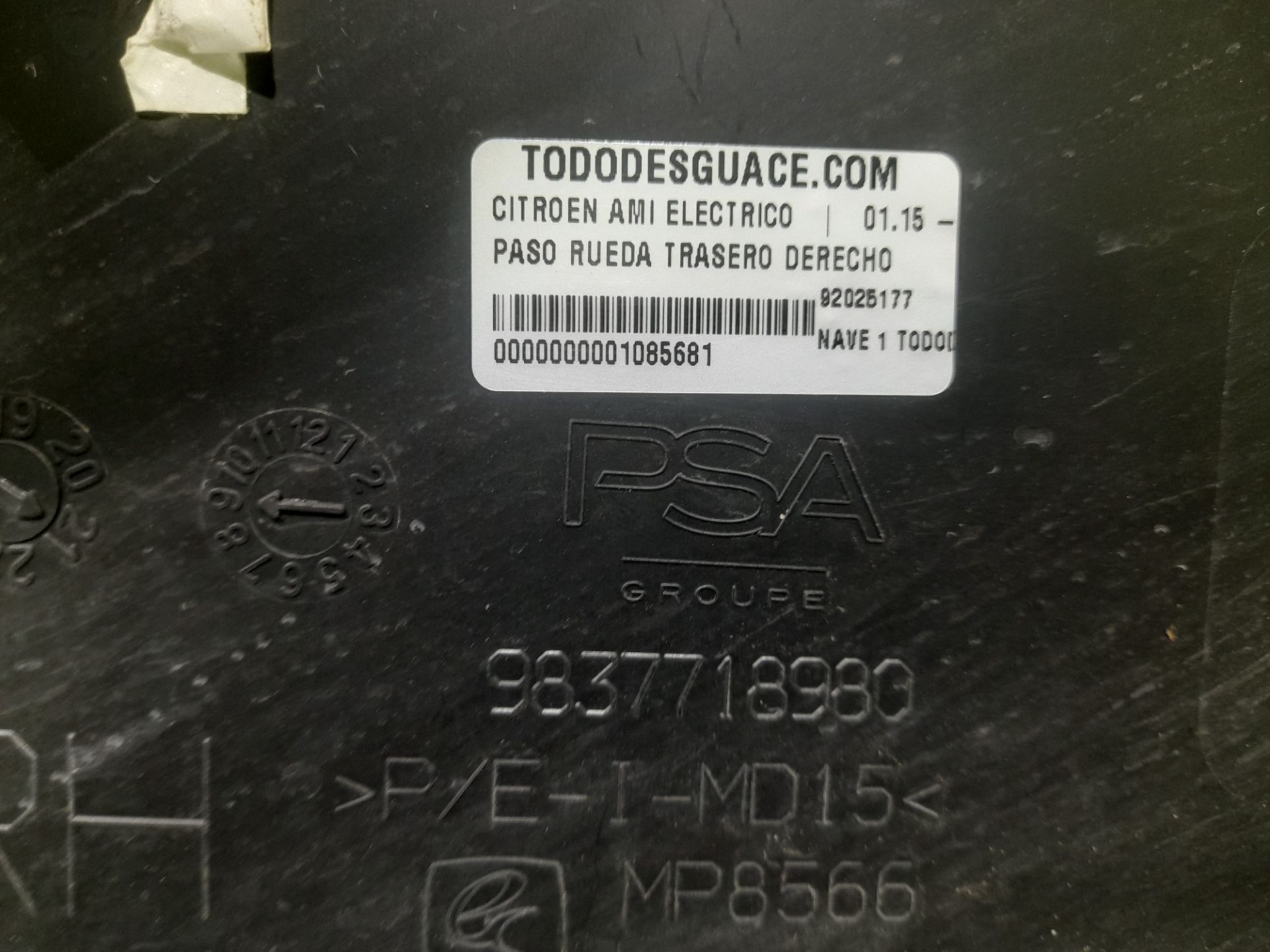 Paso rueda trasero derecho citroen  no identificado